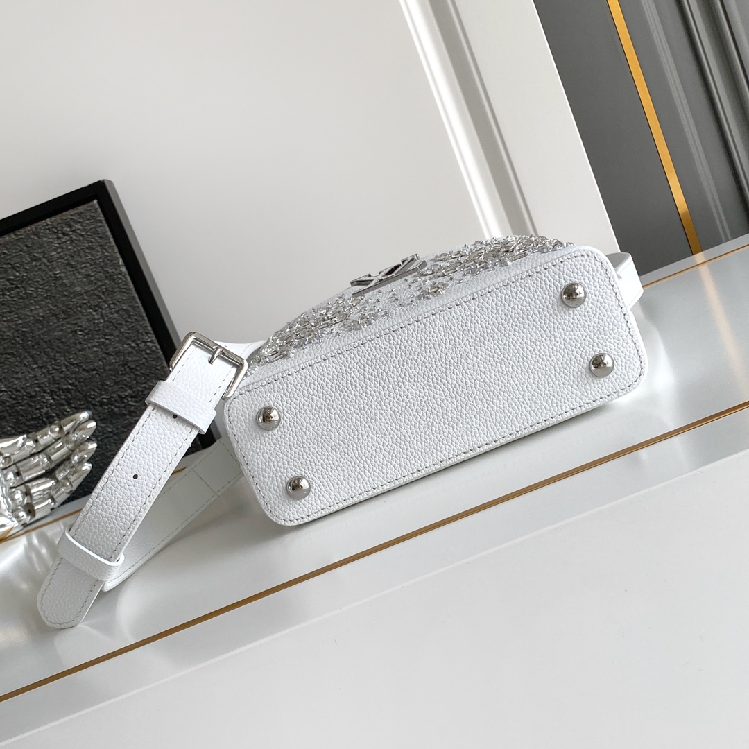 LV New Snow White Bag