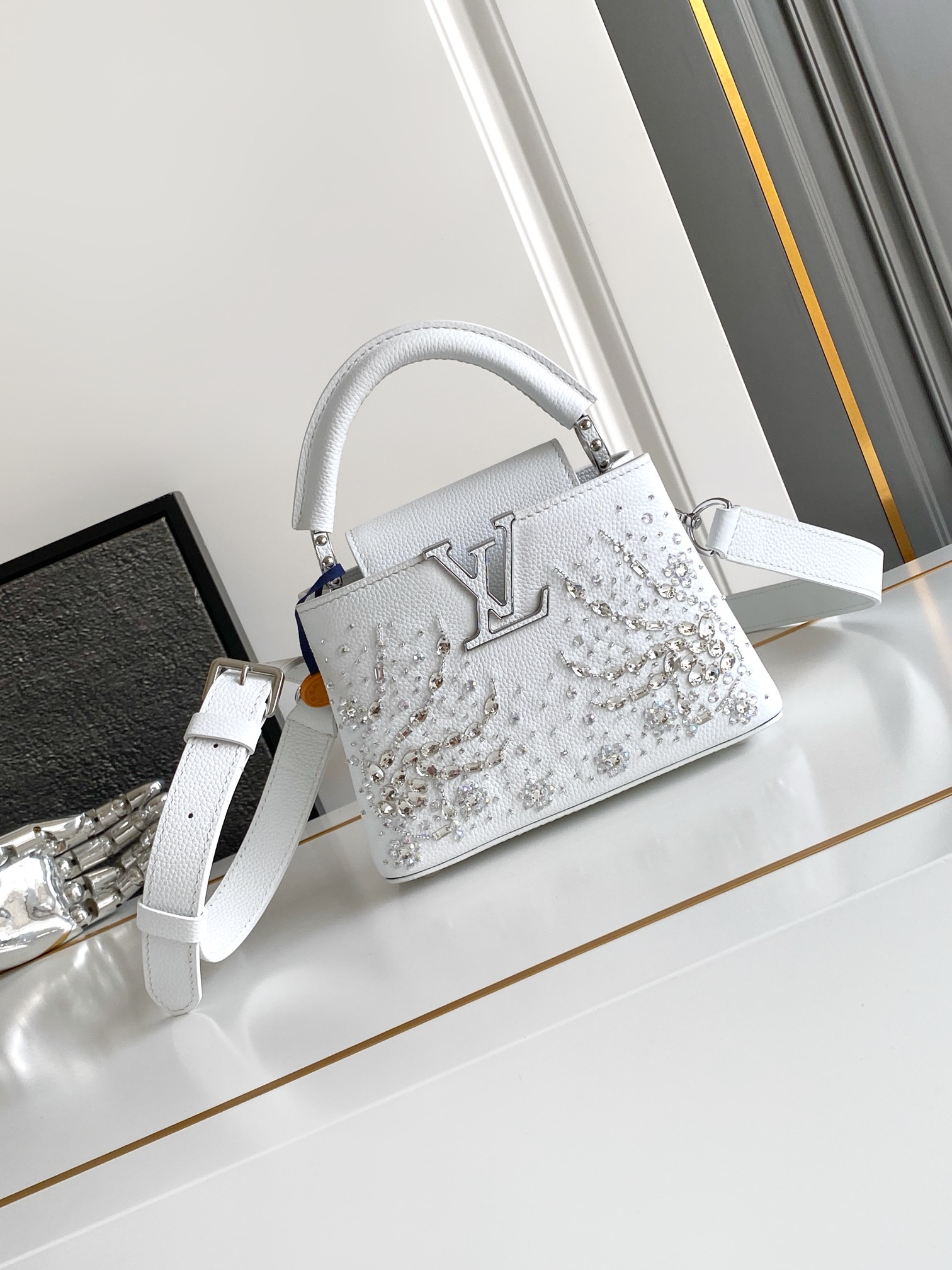 LV New Snow White Bag