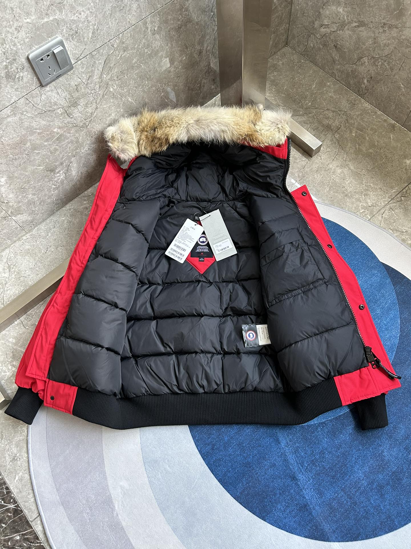 Canada Goose Style 01 Bomber Down Jacket