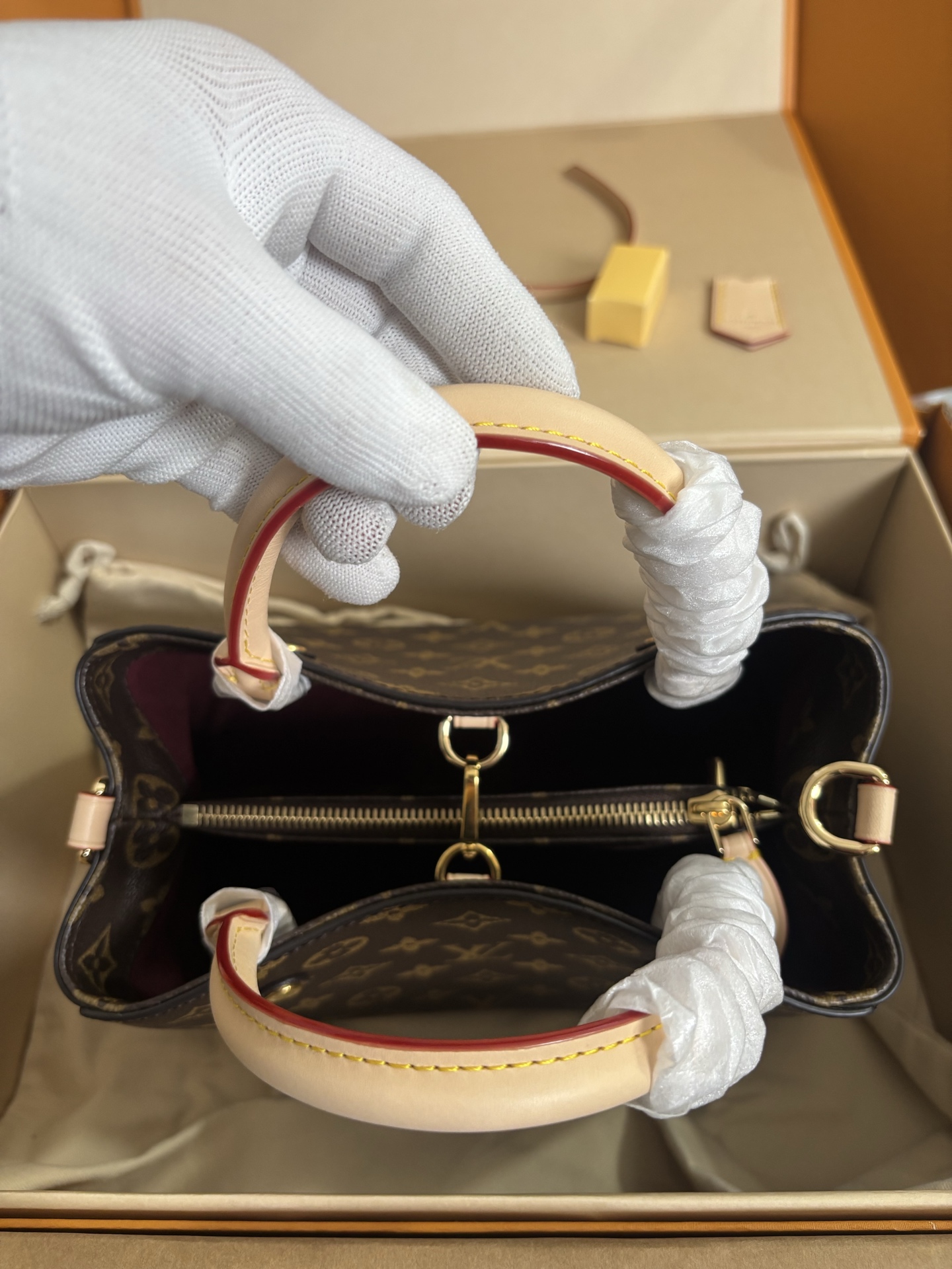 Louis Vuitton Montaigne BB