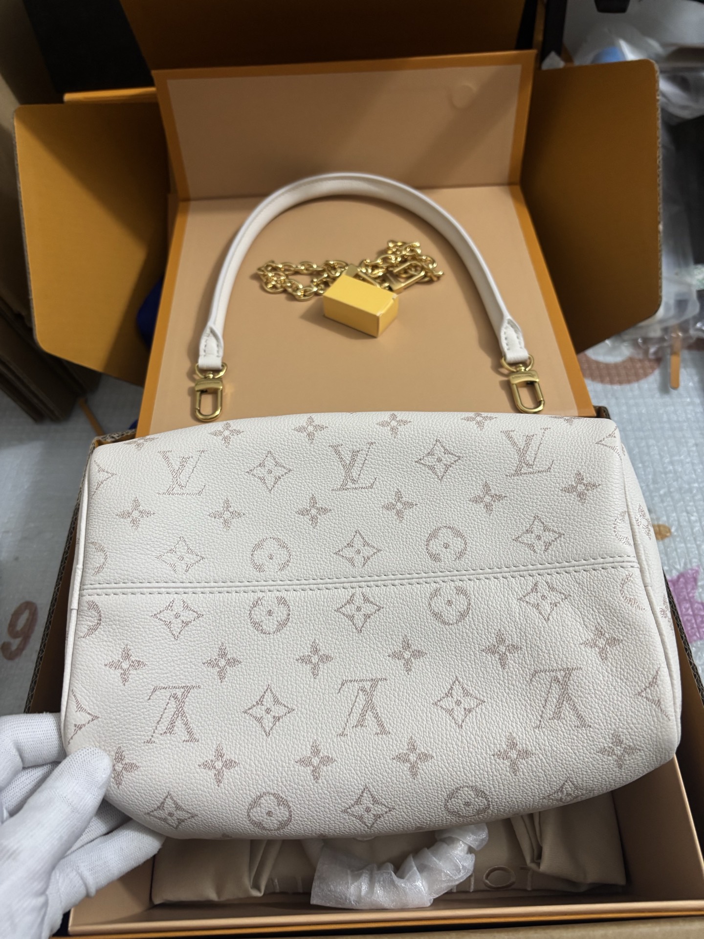 Louis Vuitton Speedy Bandoulière 25 Handbag