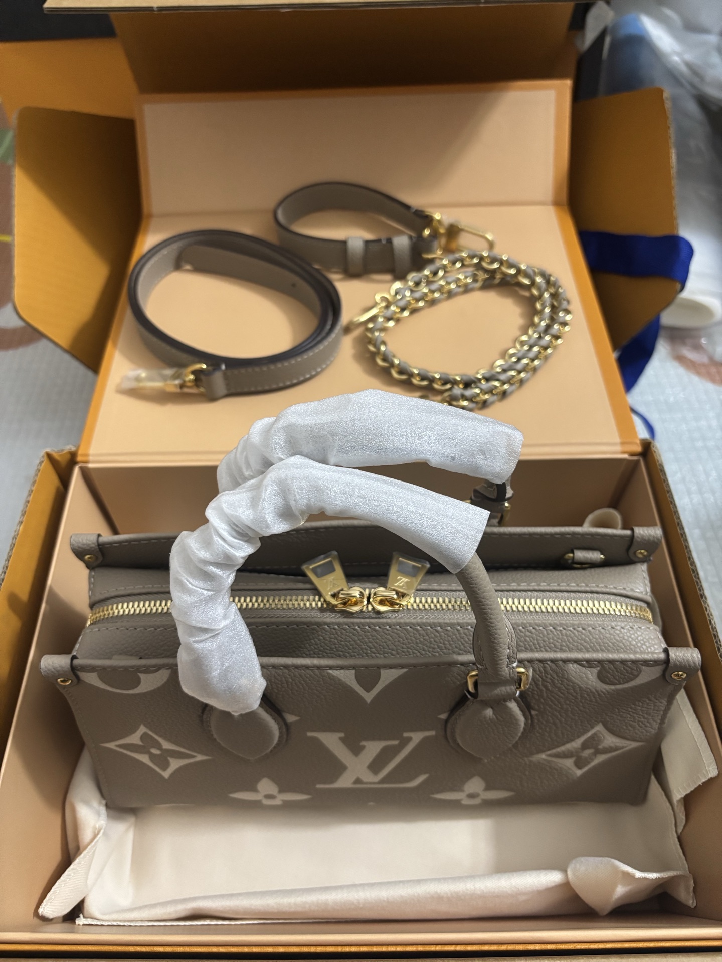 Louis Vuitton OnTheGo East West Handbag