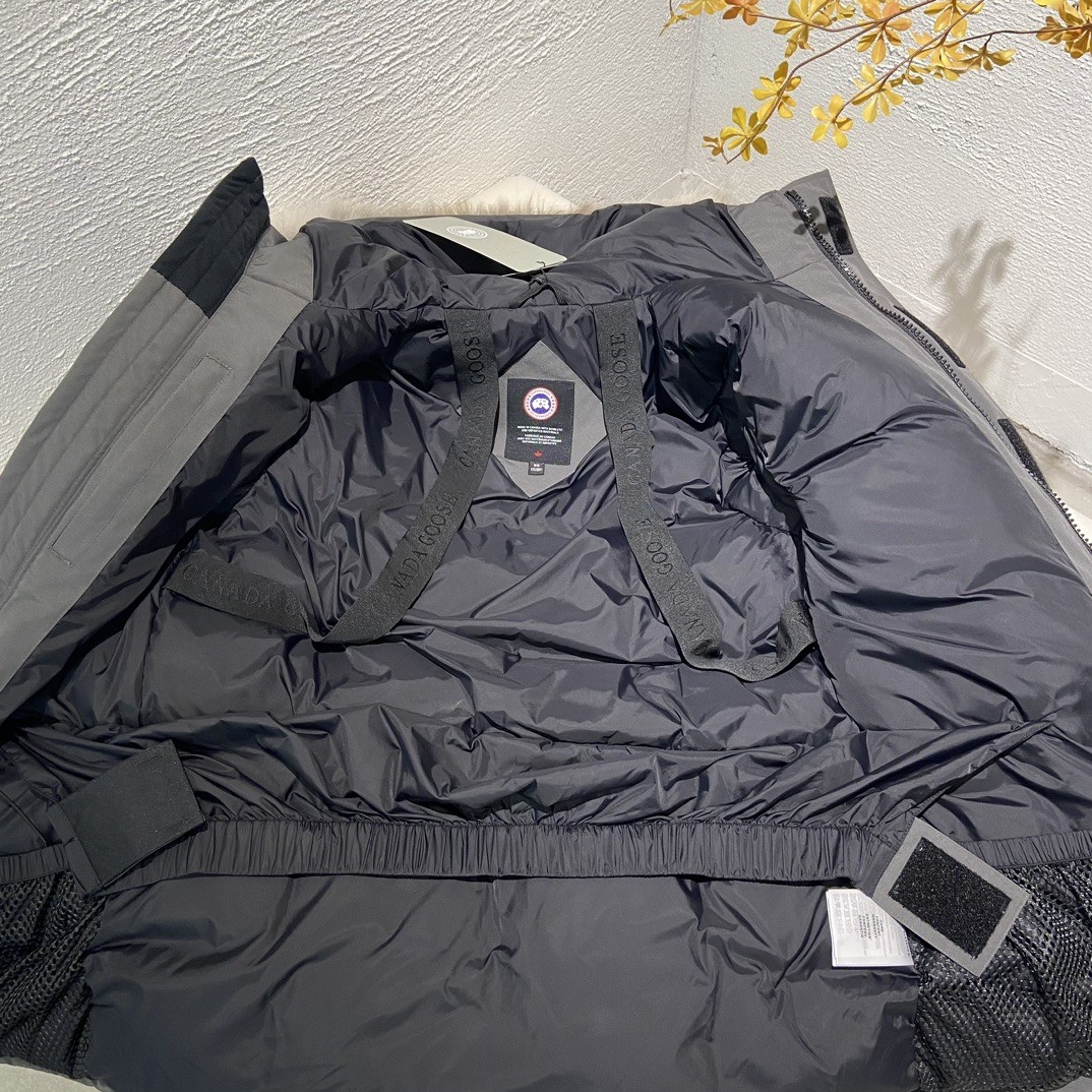Canada Goose Expedition Parka  Style 08