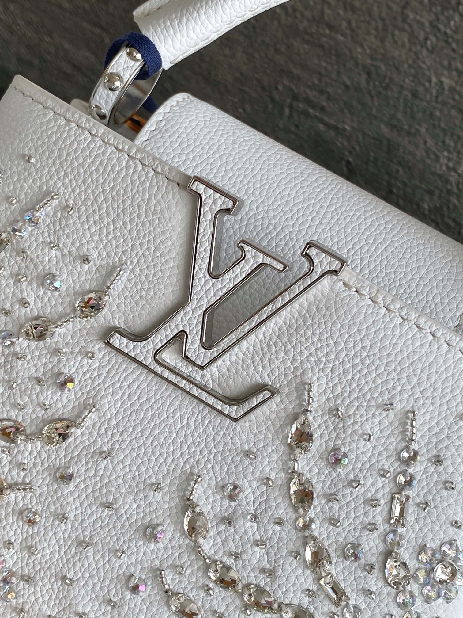 LV New Snow White Bag