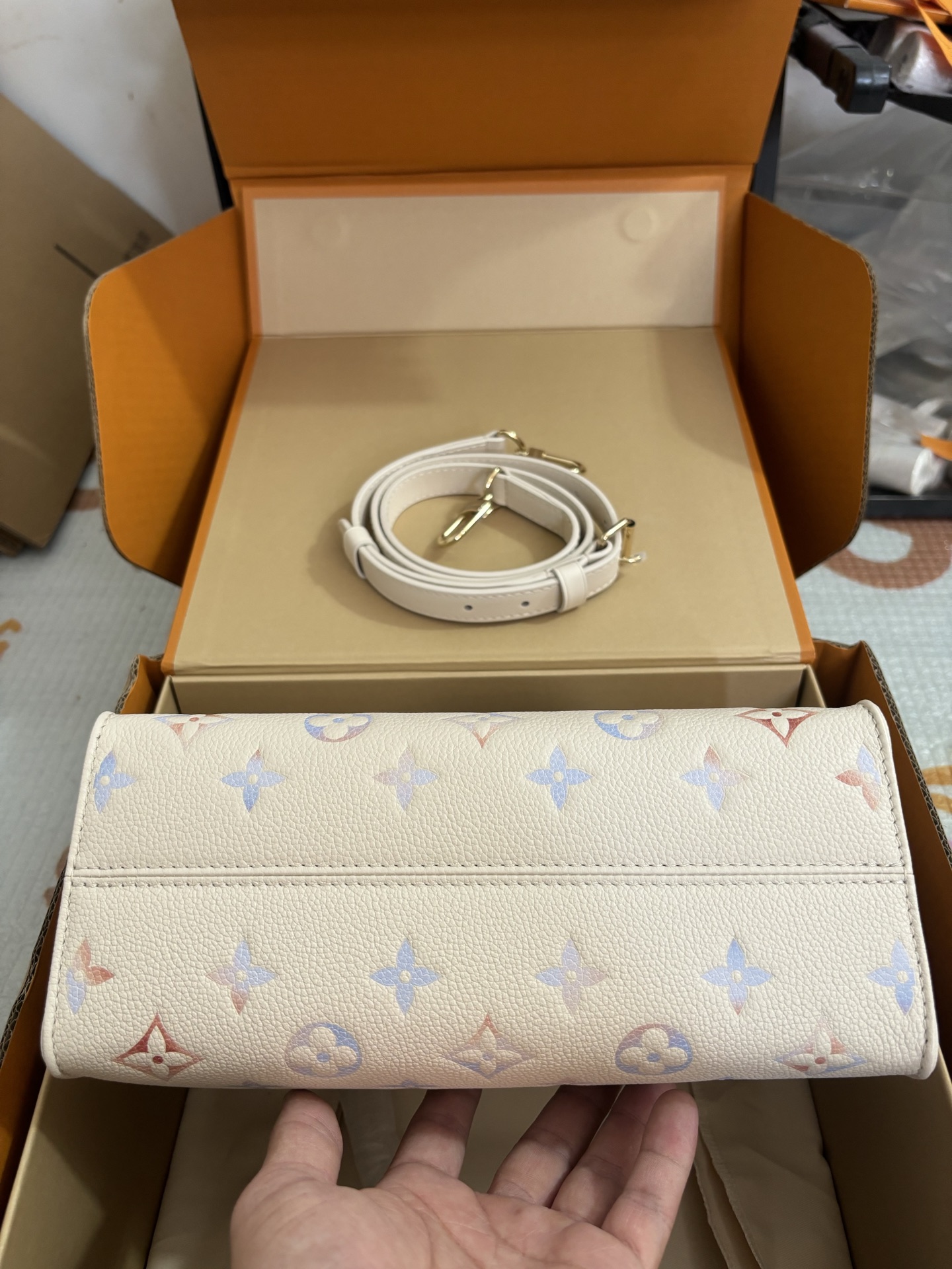 Louis Vuitton Onthego Small Handbag