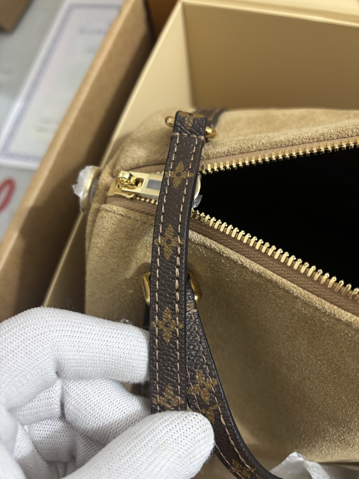 Louis Vuitton Express King of Bags