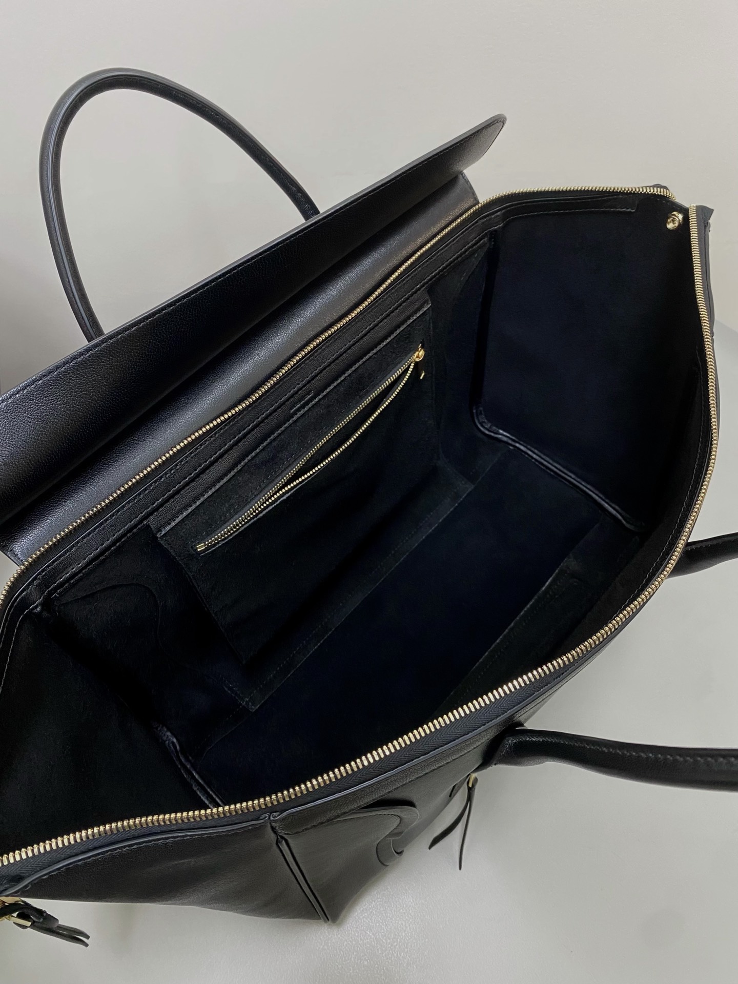 Celine Luggage Classic Smile Bag