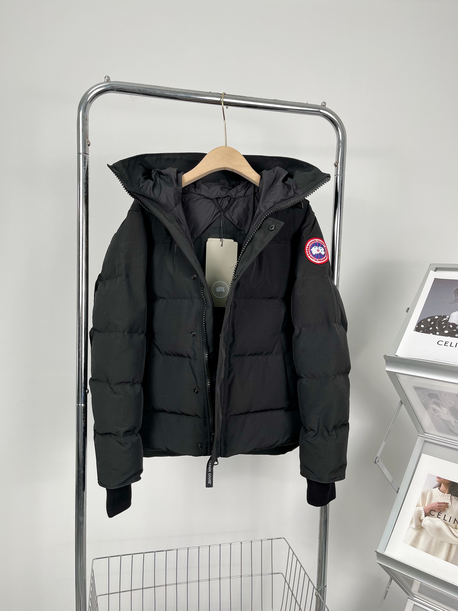 Canada Goose Style 17 Down Jacket