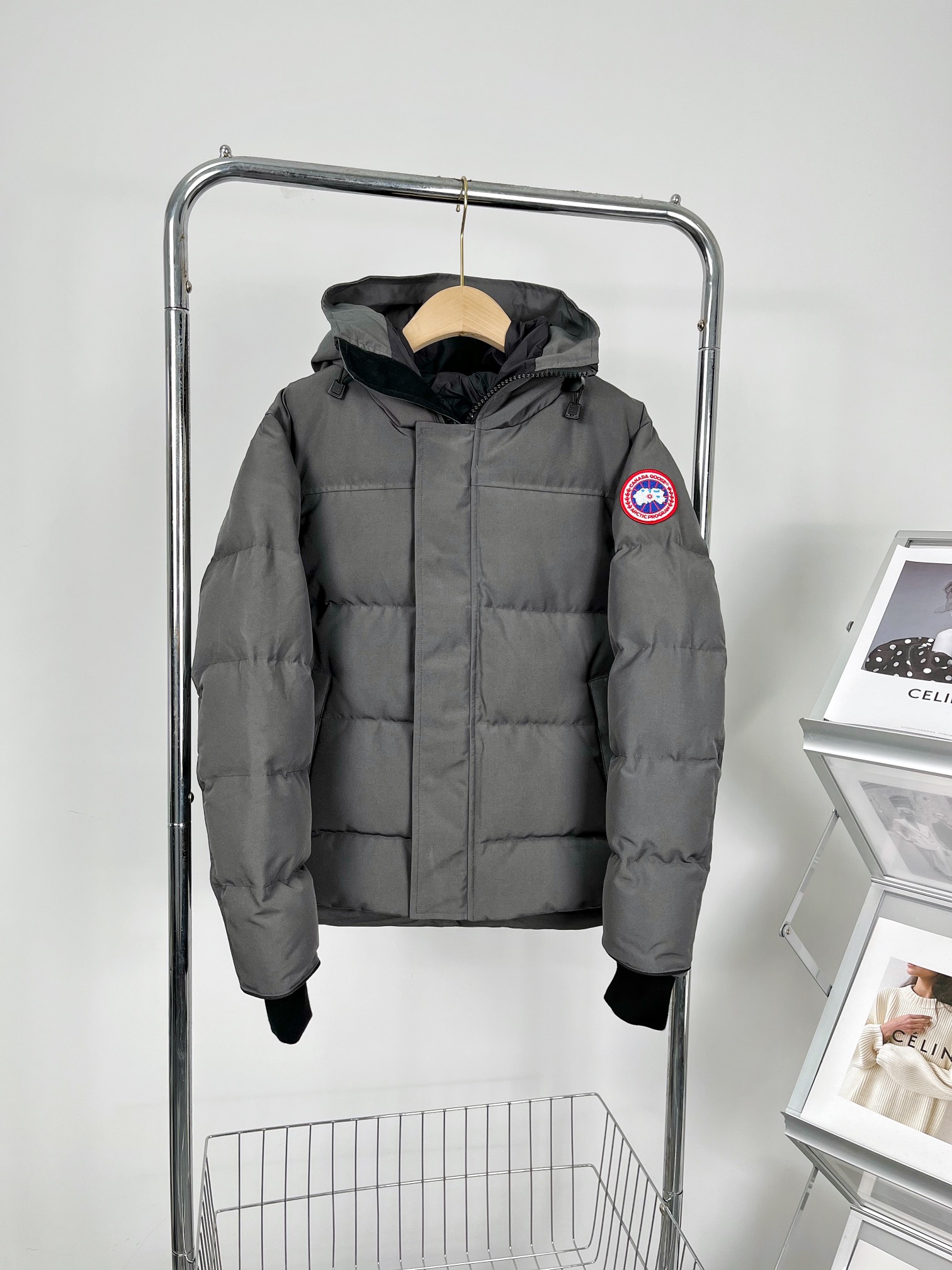 Canada Goose Style 17 Down Jacket