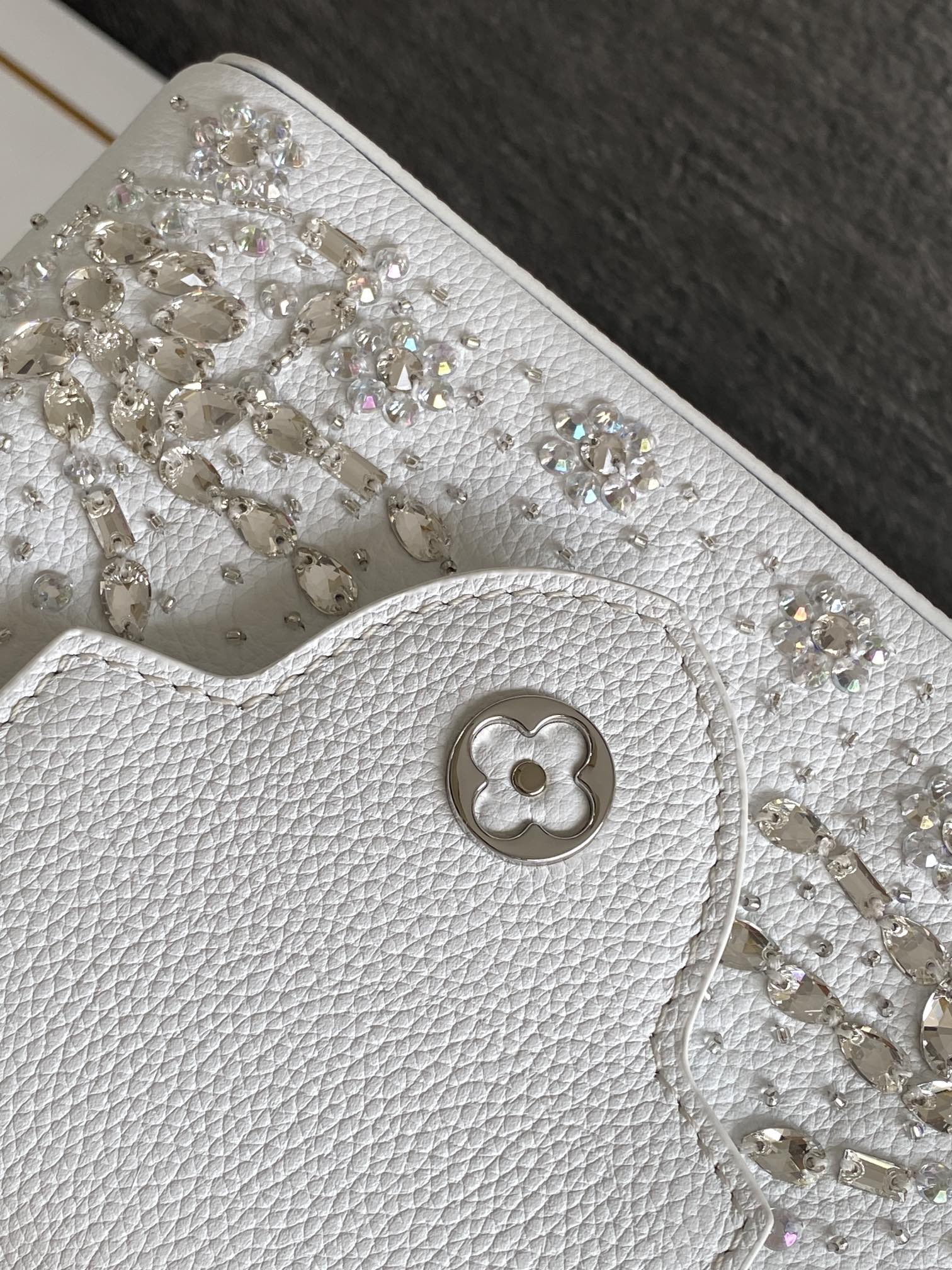 LV New Snow White Bag