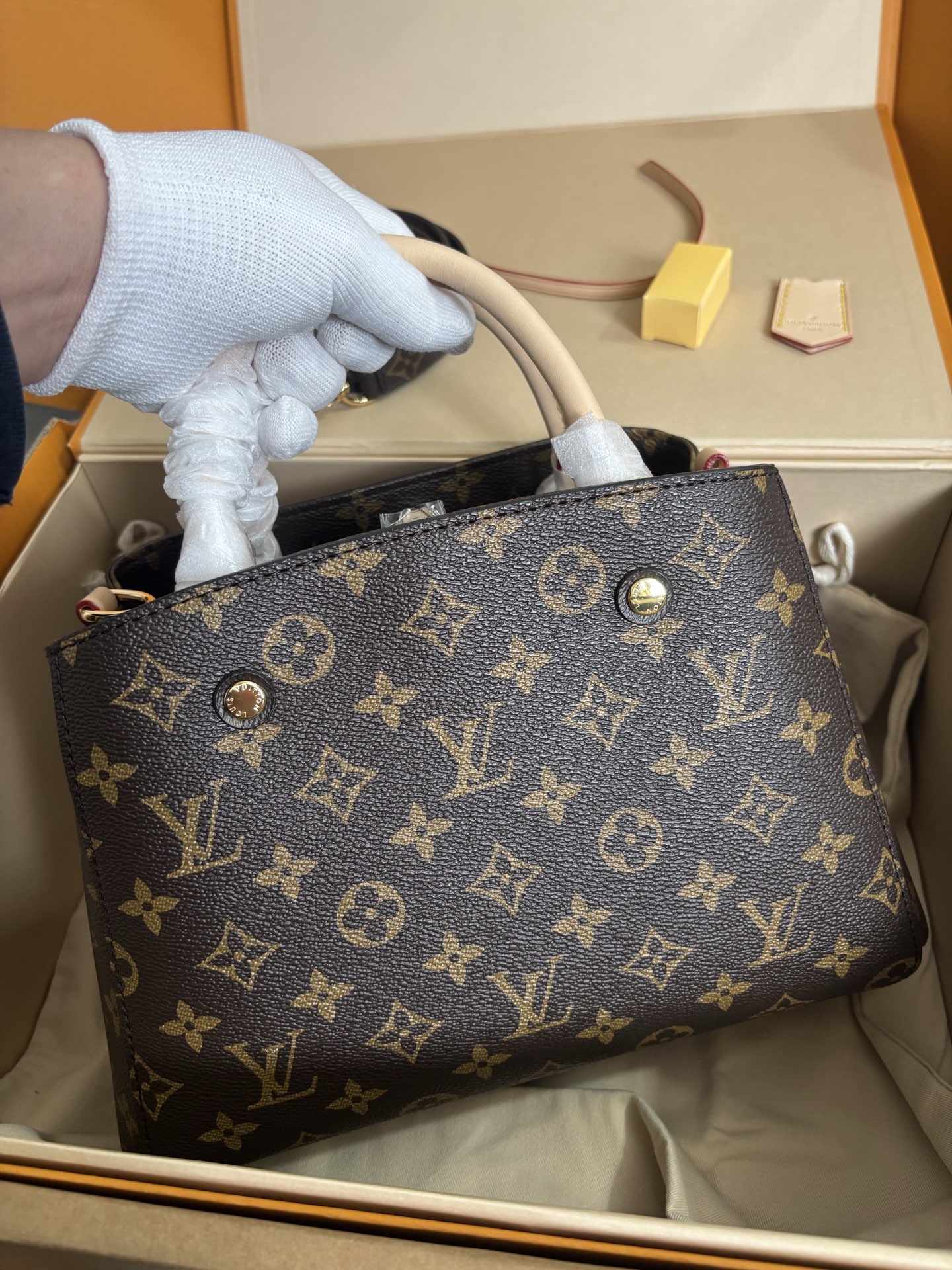 Louis Vuitton Montaigne BB