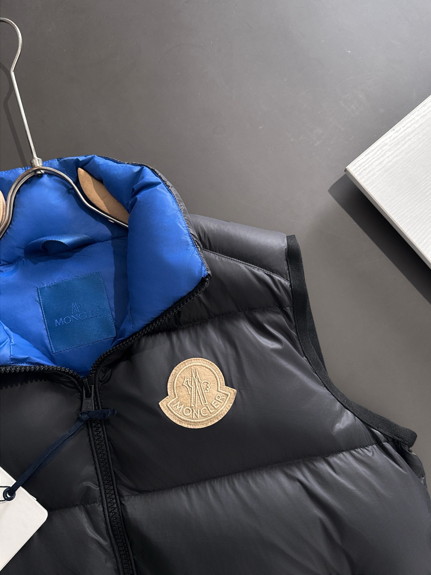 𝗠𝗼𝗻𝗰𝗲𝗿 Down Vest