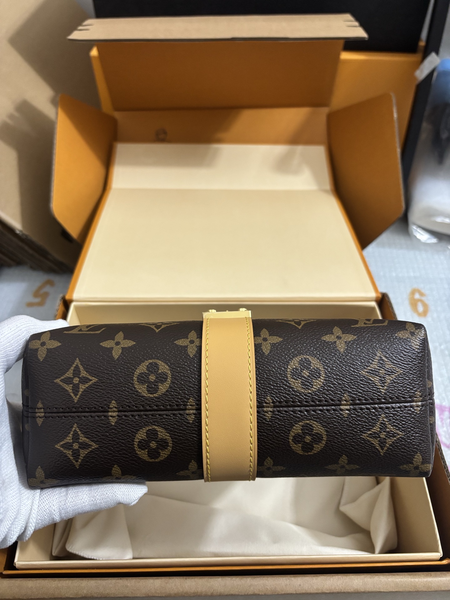 Louis Vuitton Pochette Mia Shoulder Bag