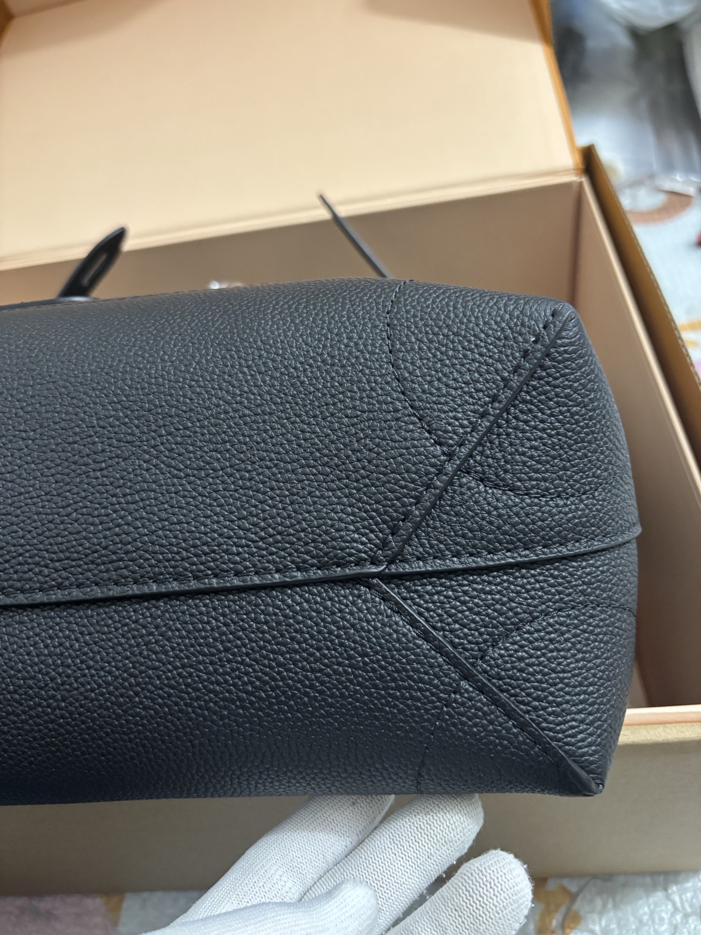 Louis Vuitton STEAMER 30 Handbag