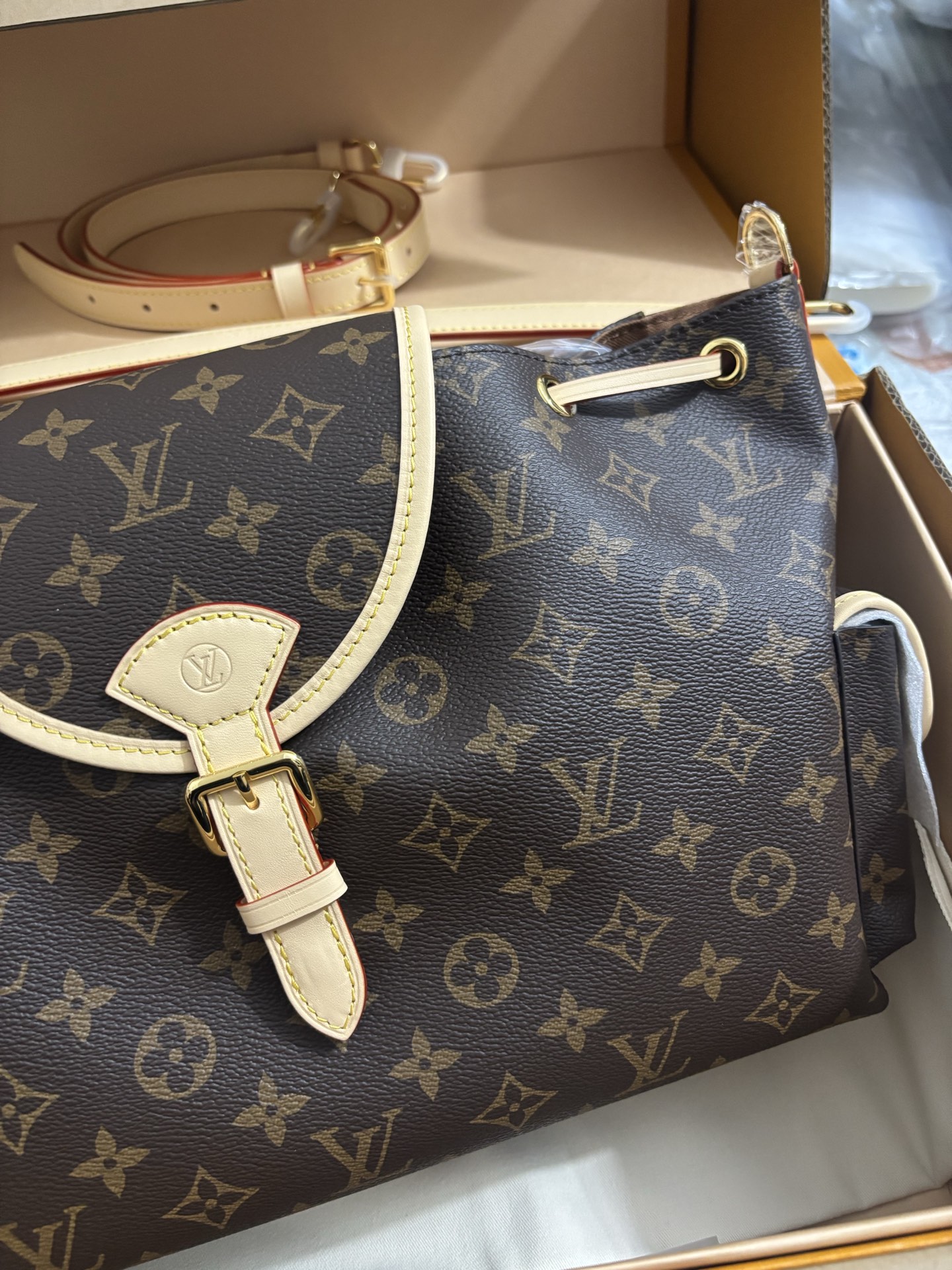 Louis Vuitton Odyssee Medium Handbag