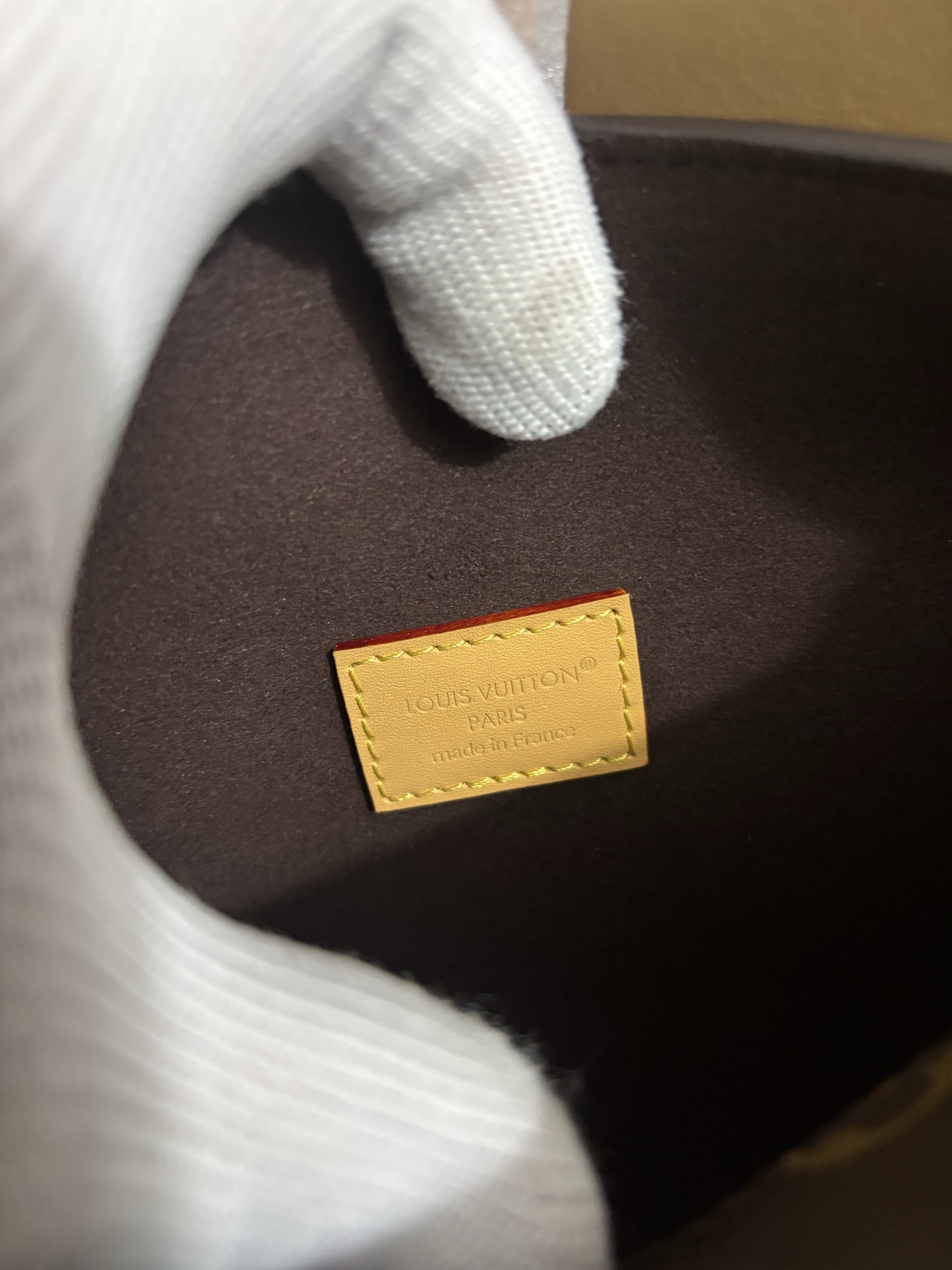 Louis Vuitton Pochette Mia Shoulder Bag