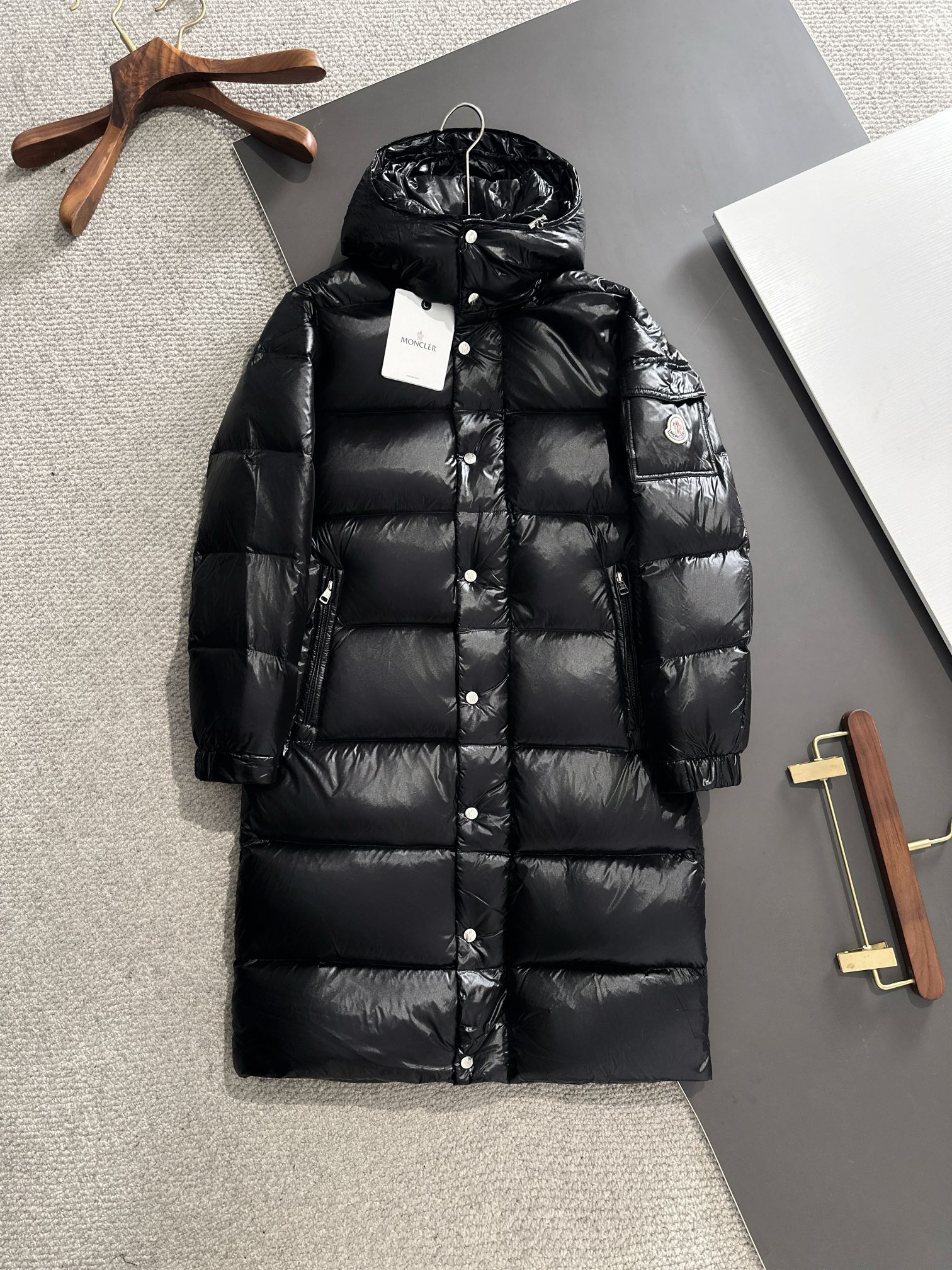 𝗠𝗼𝗻𝗰𝗲𝗿 Shiny Long Maya Classic Celebrity同款 Down Coat