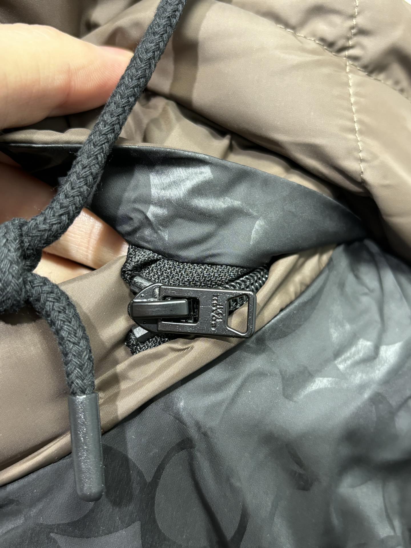 Coach down jacket​