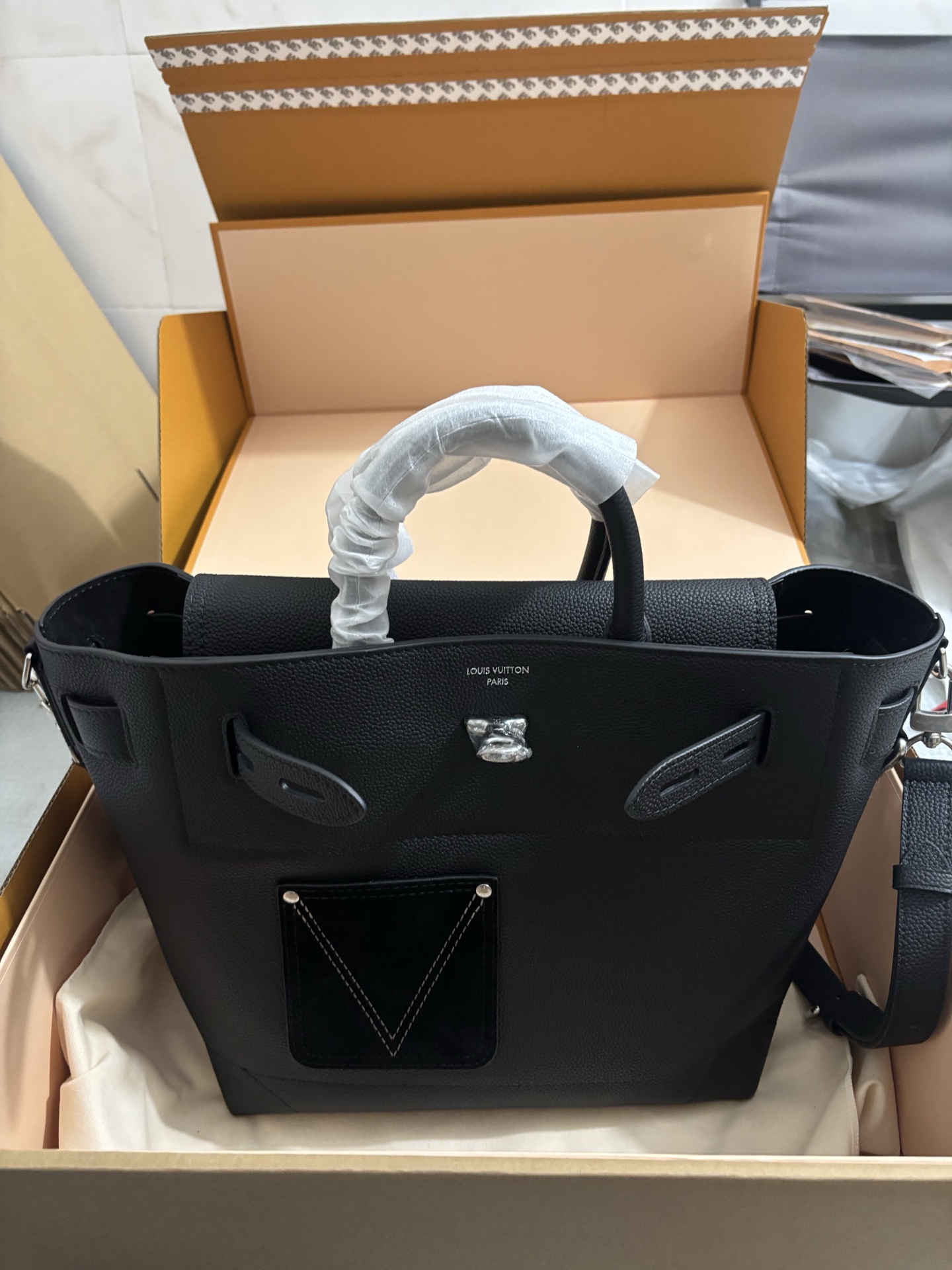 Louis Vuitton STEAMER 30 Handbag