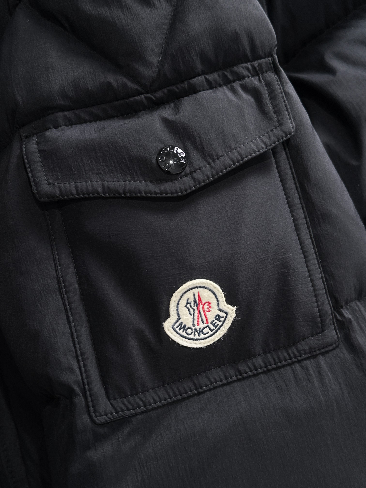 𝗠𝗼𝗻𝗰𝗲𝗿 Matte Maya Long Down Coat