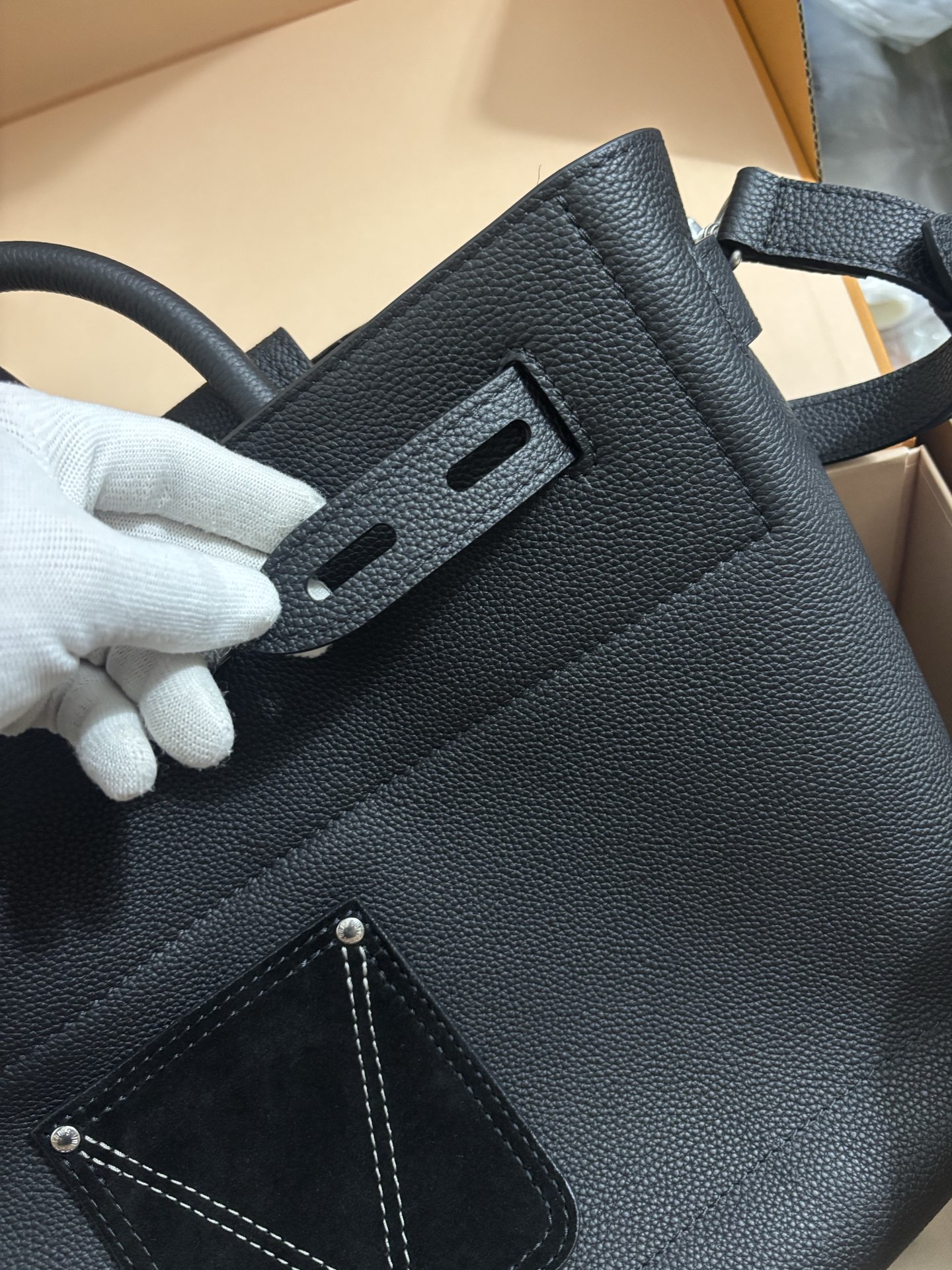 Louis Vuitton STEAMER 30 Handbag