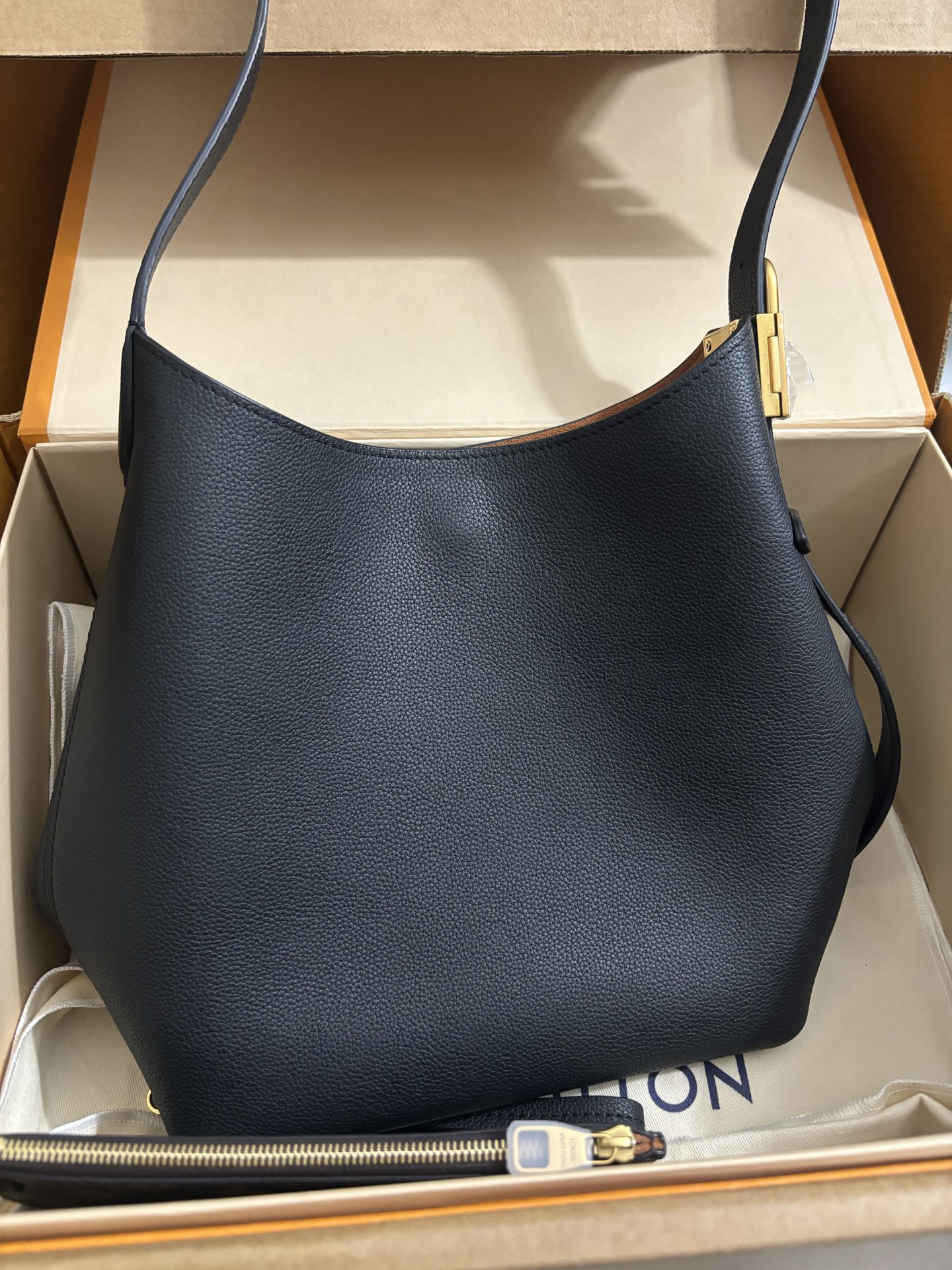 Louis Vuitton Low Key Hobo Sj Small Handbag