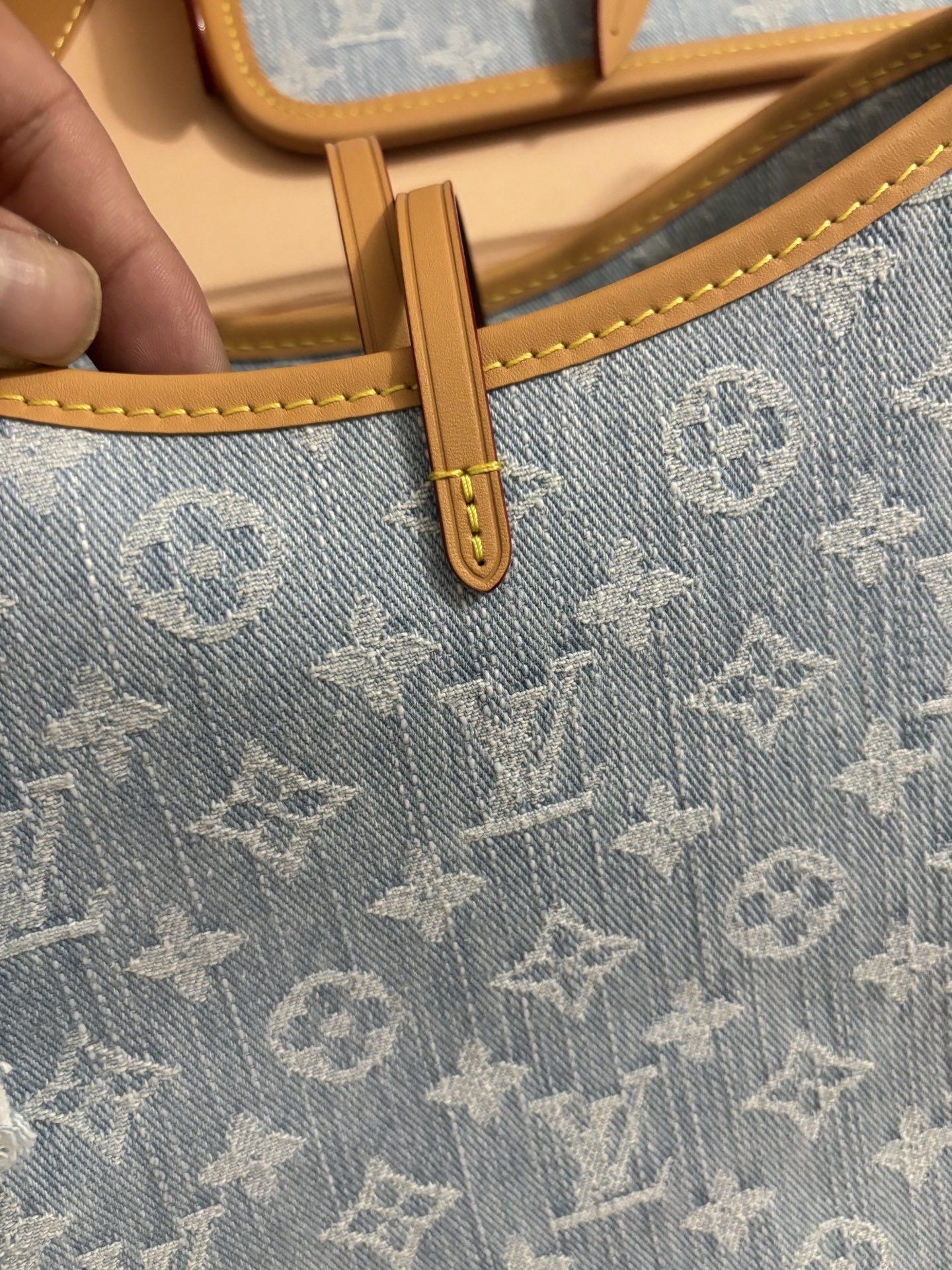 Louis Vuitton Carryall small handbag