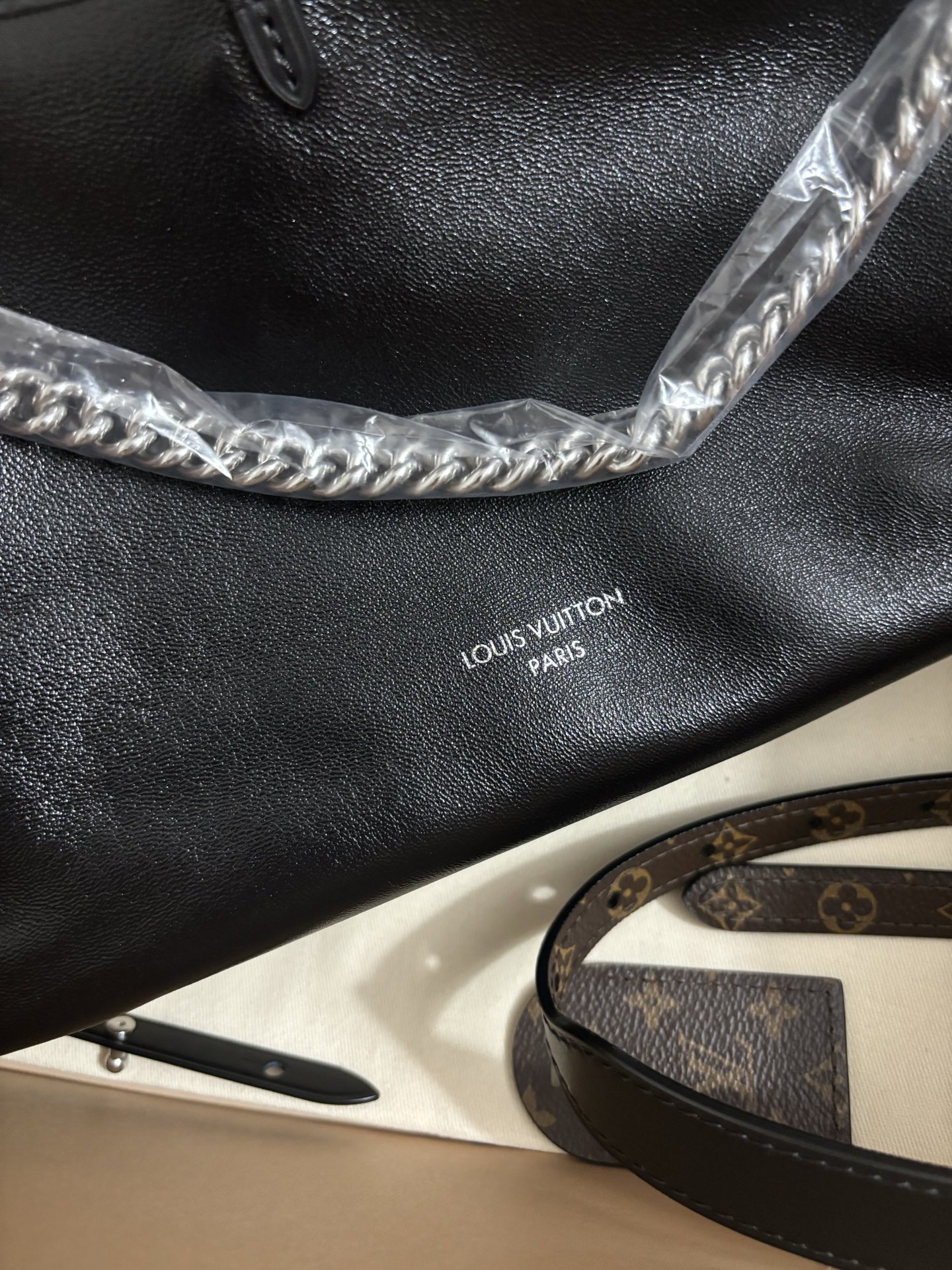 Louis Vuitton CarryAll BB handbag