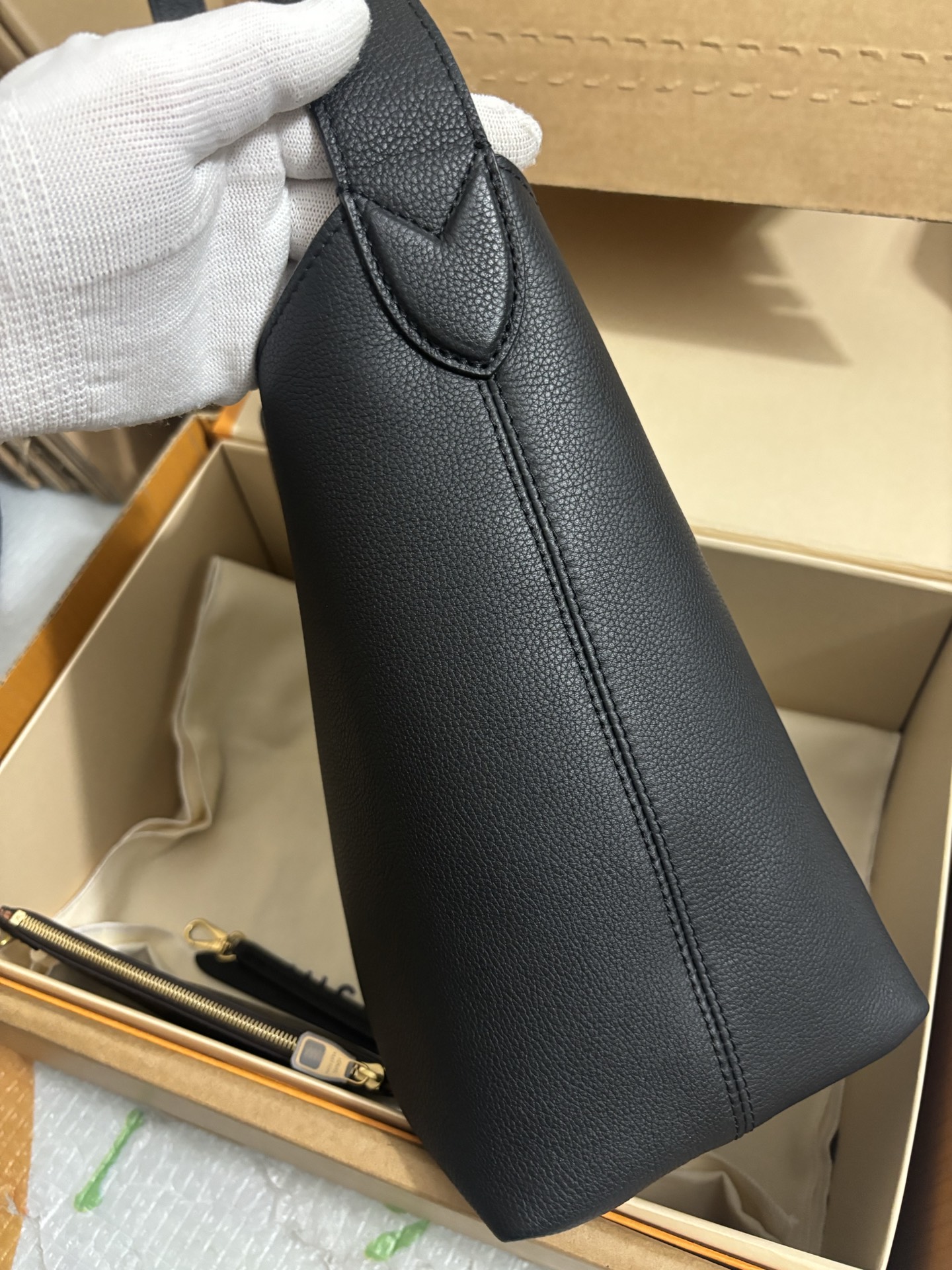 Louis Vuitton Low Key Hobo Sj Small Handbag