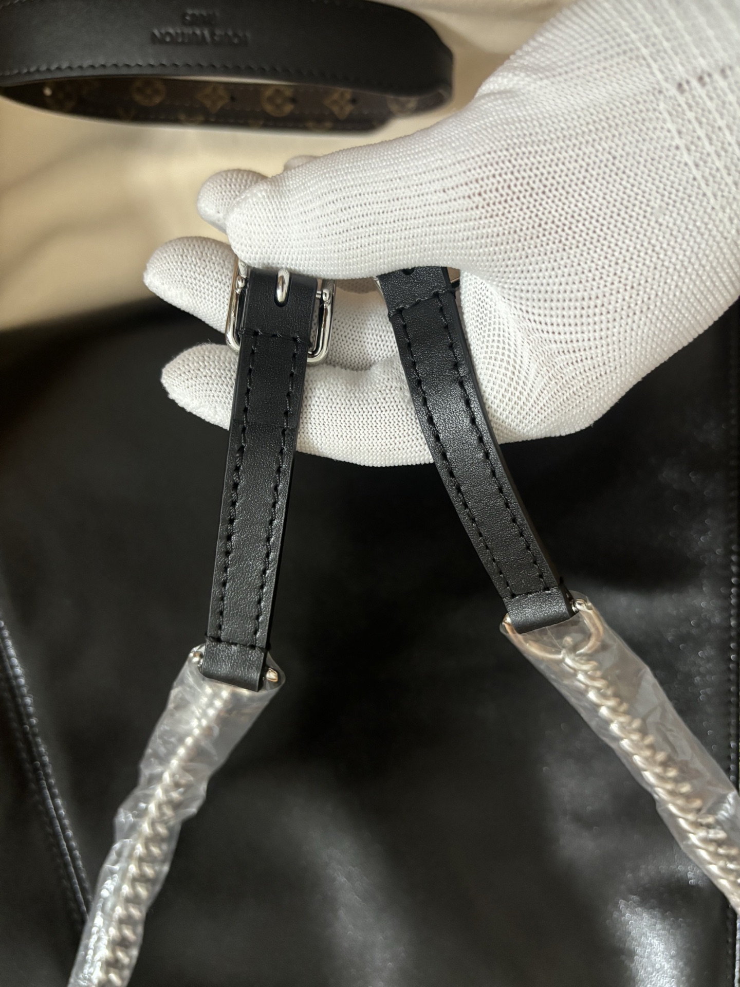 Louis Vuitton OFF DUTY VIBE Medium Bag