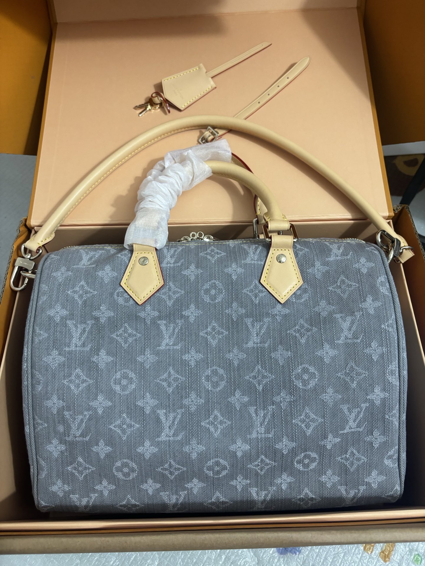Louis Vuitton Speedy Soft 30 Handbag