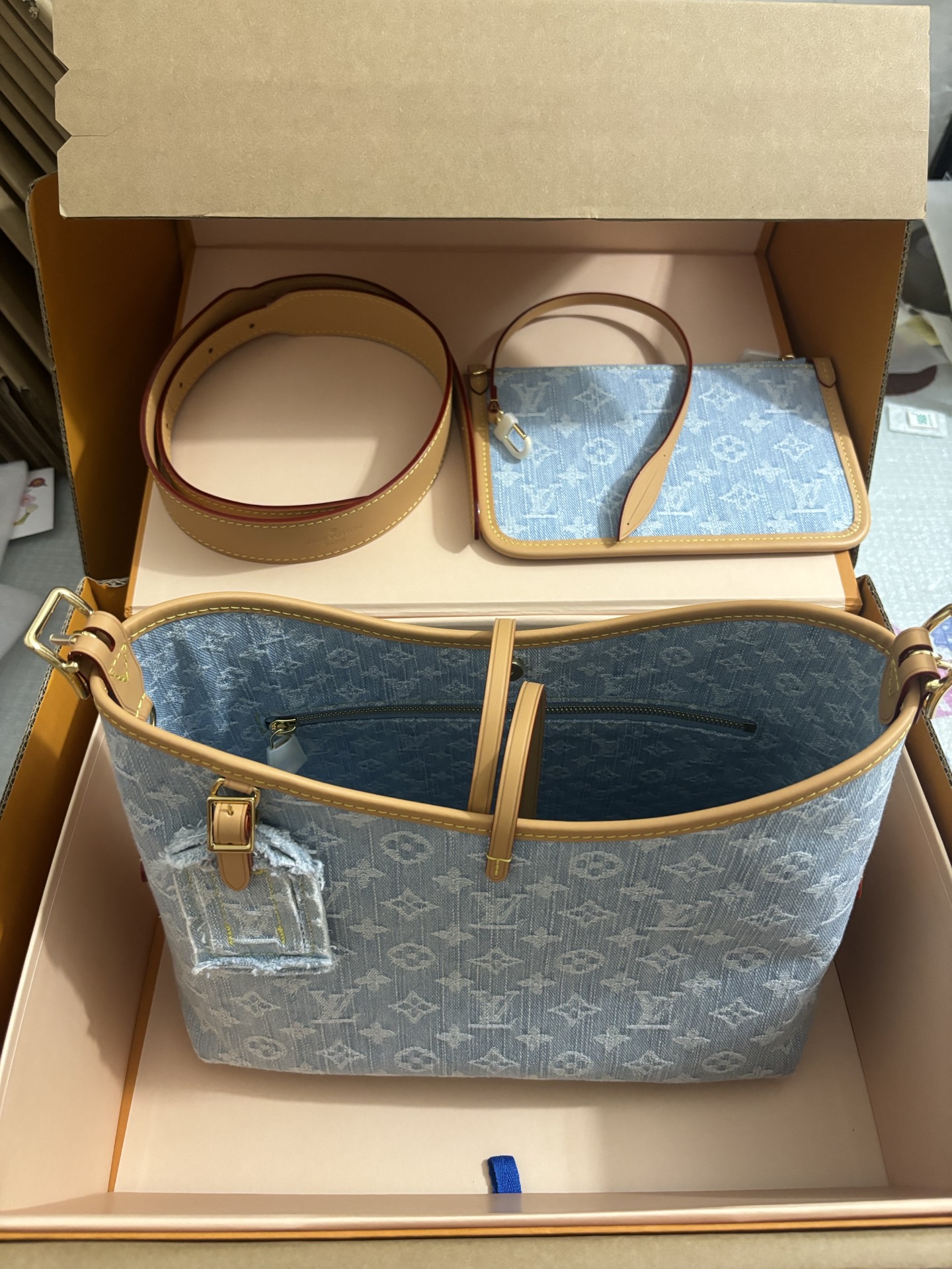Louis Vuitton Carryall small handbag