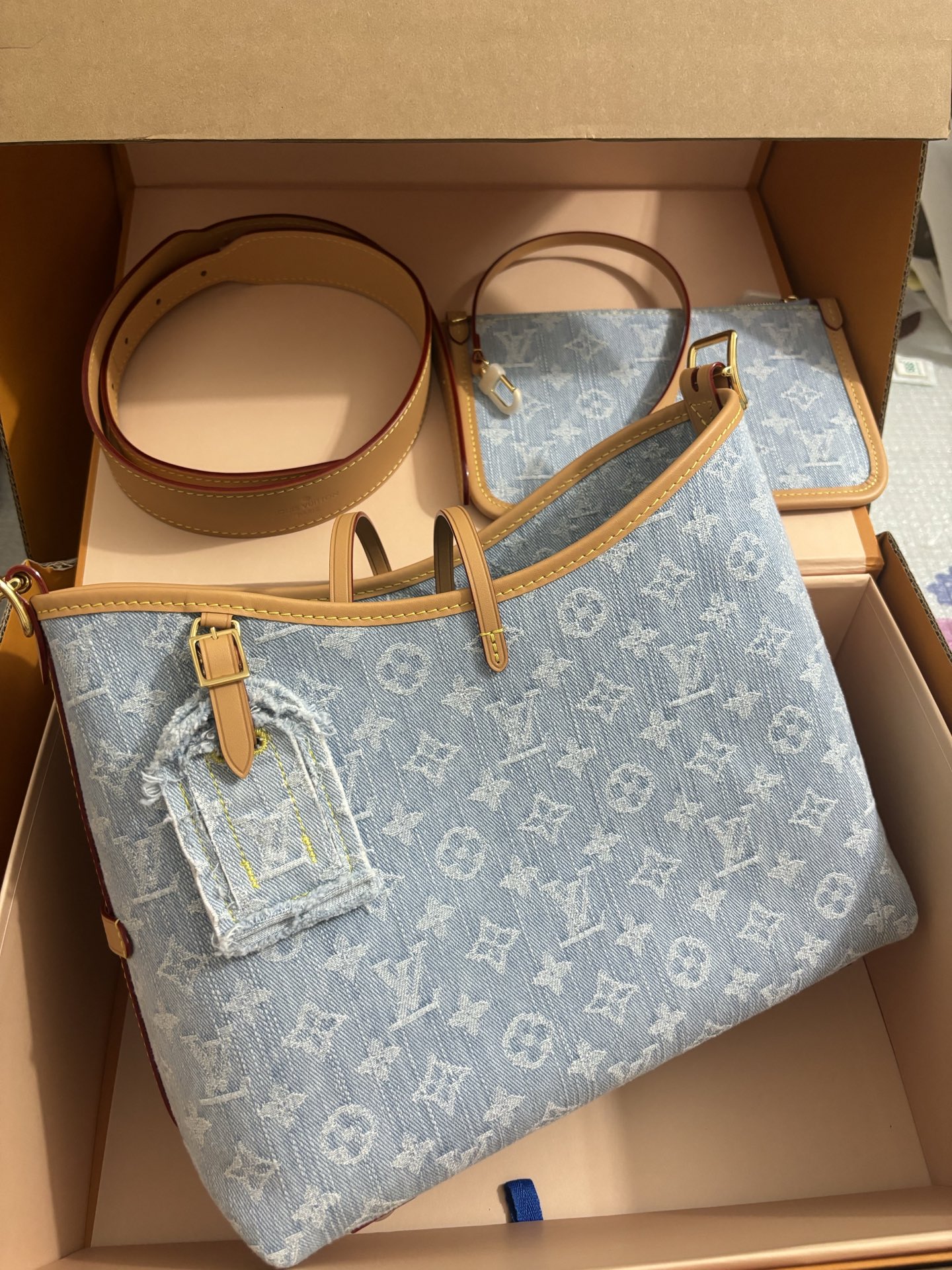 Louis Vuitton Carryall small handbag