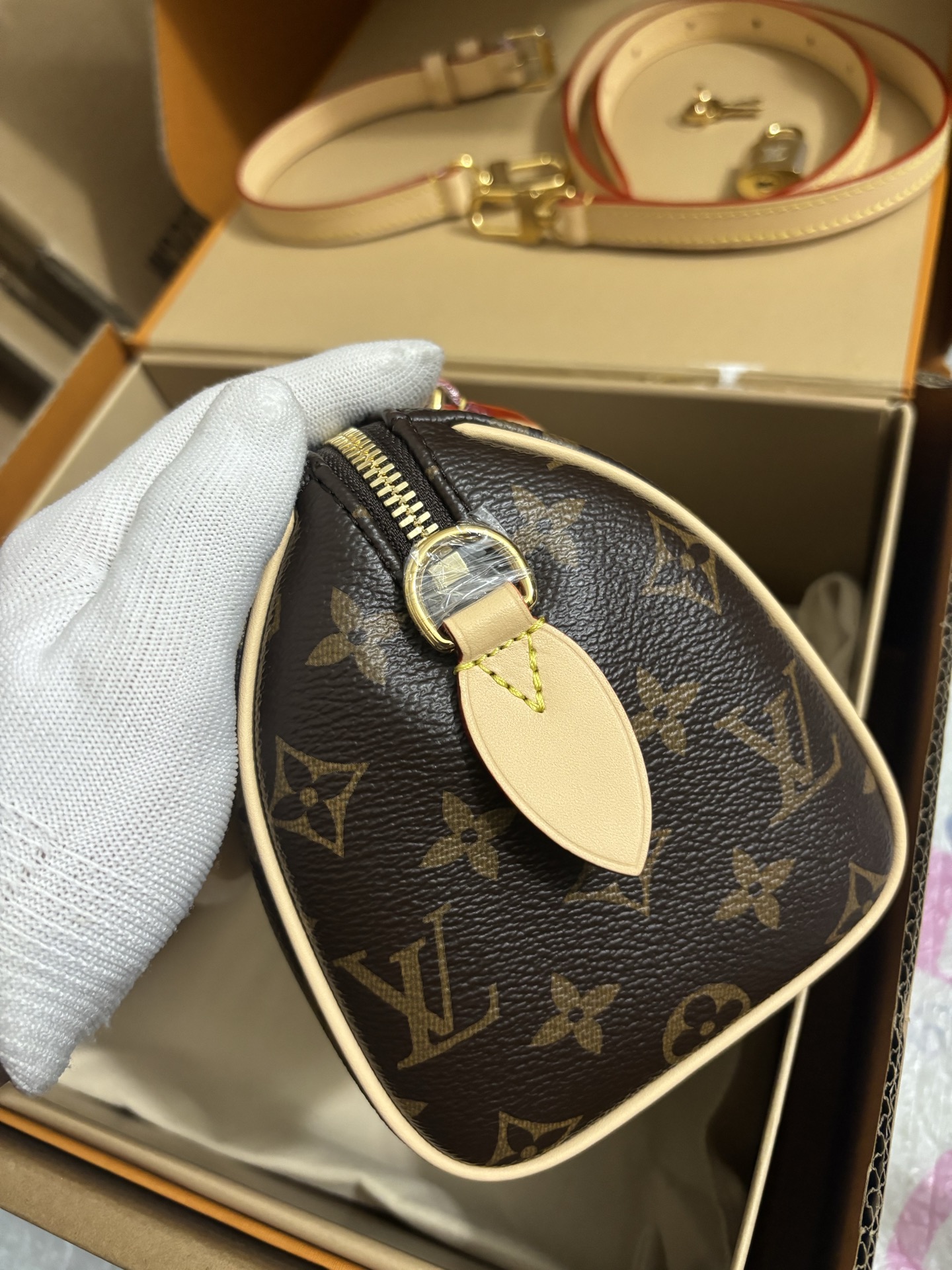 Louis Vuitton Speedy Bandoulière 20 handbag