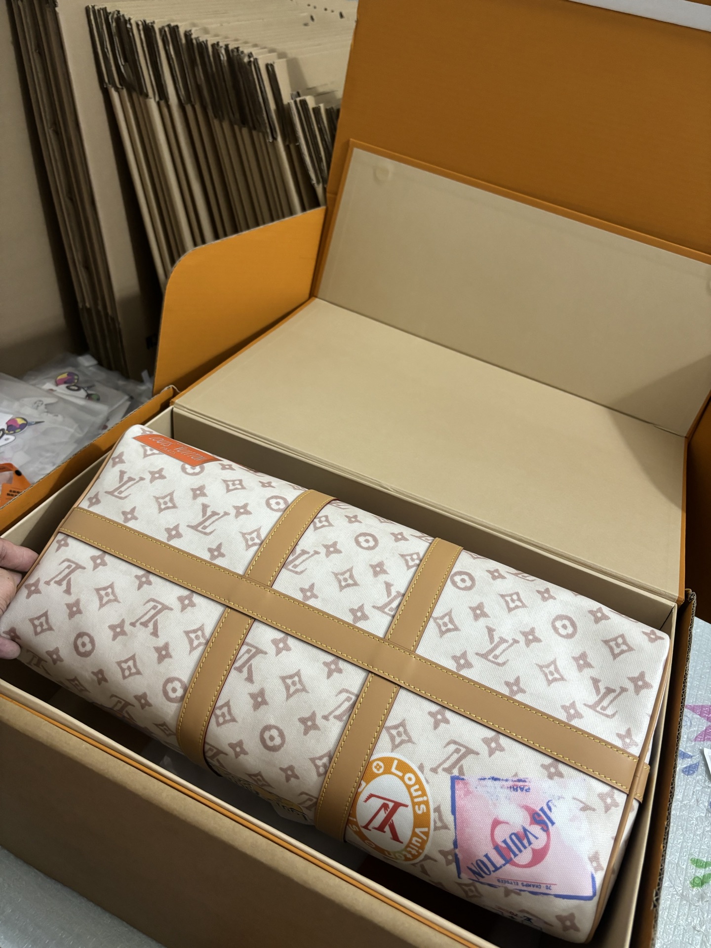 Louis Vuitton Keepall Bandoulière 45 Travel Bag