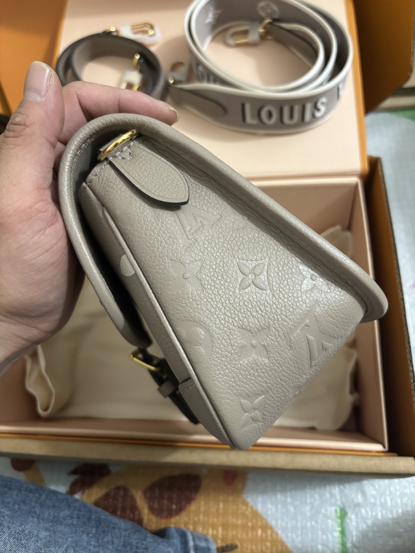 Louis Vuitton Baguette bag