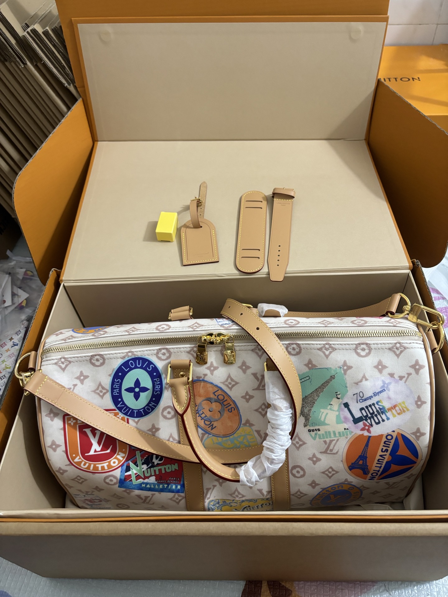 Louis Vuitton Keepall Bandoulière 45 Travel Bag