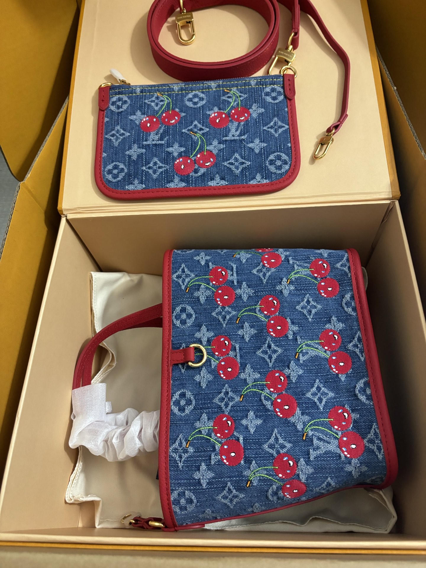 LV x TM NEVERFULL INSIDE OUT BB handbag