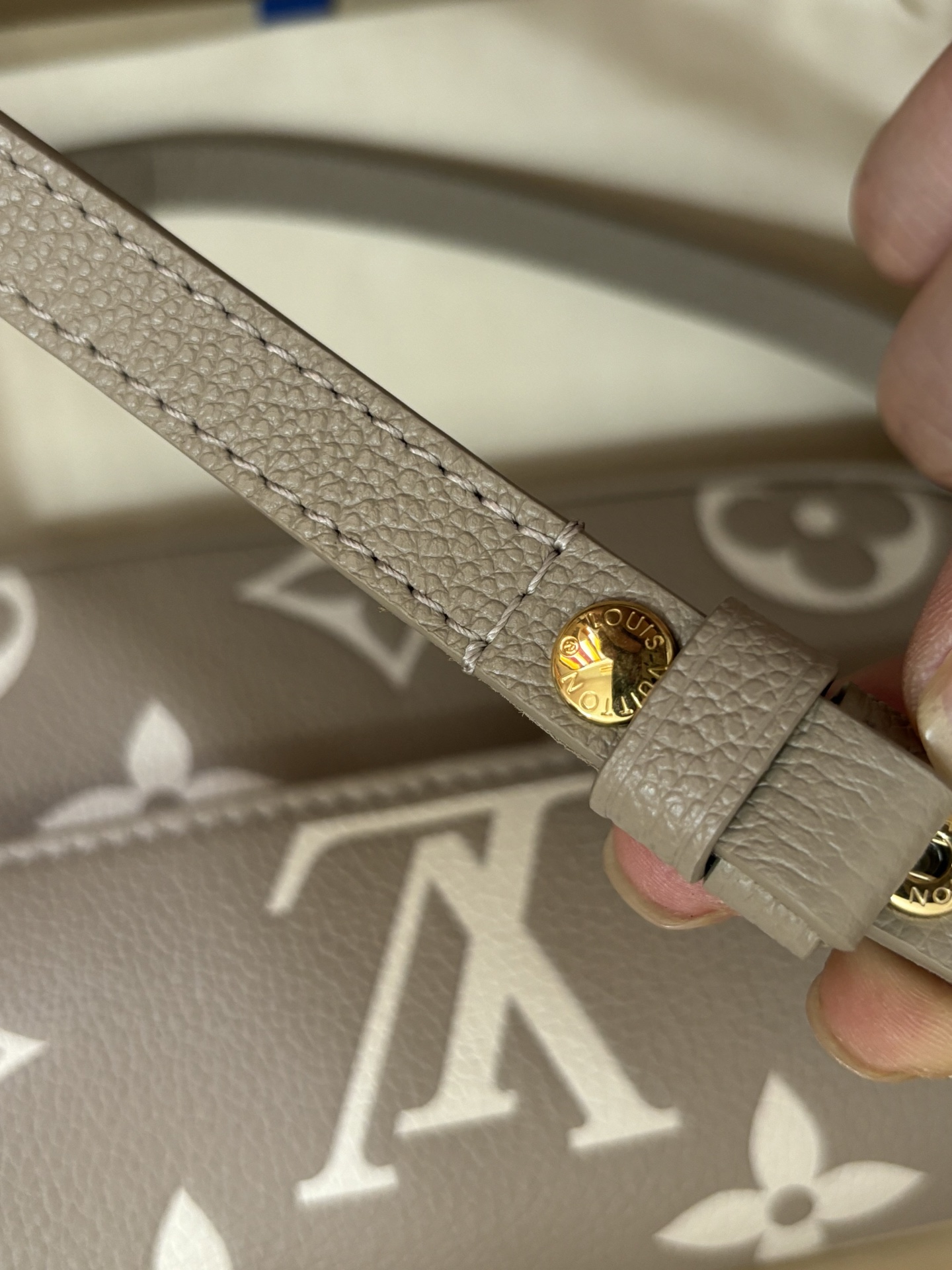 Louis Vuitton The popular Ivy handbag