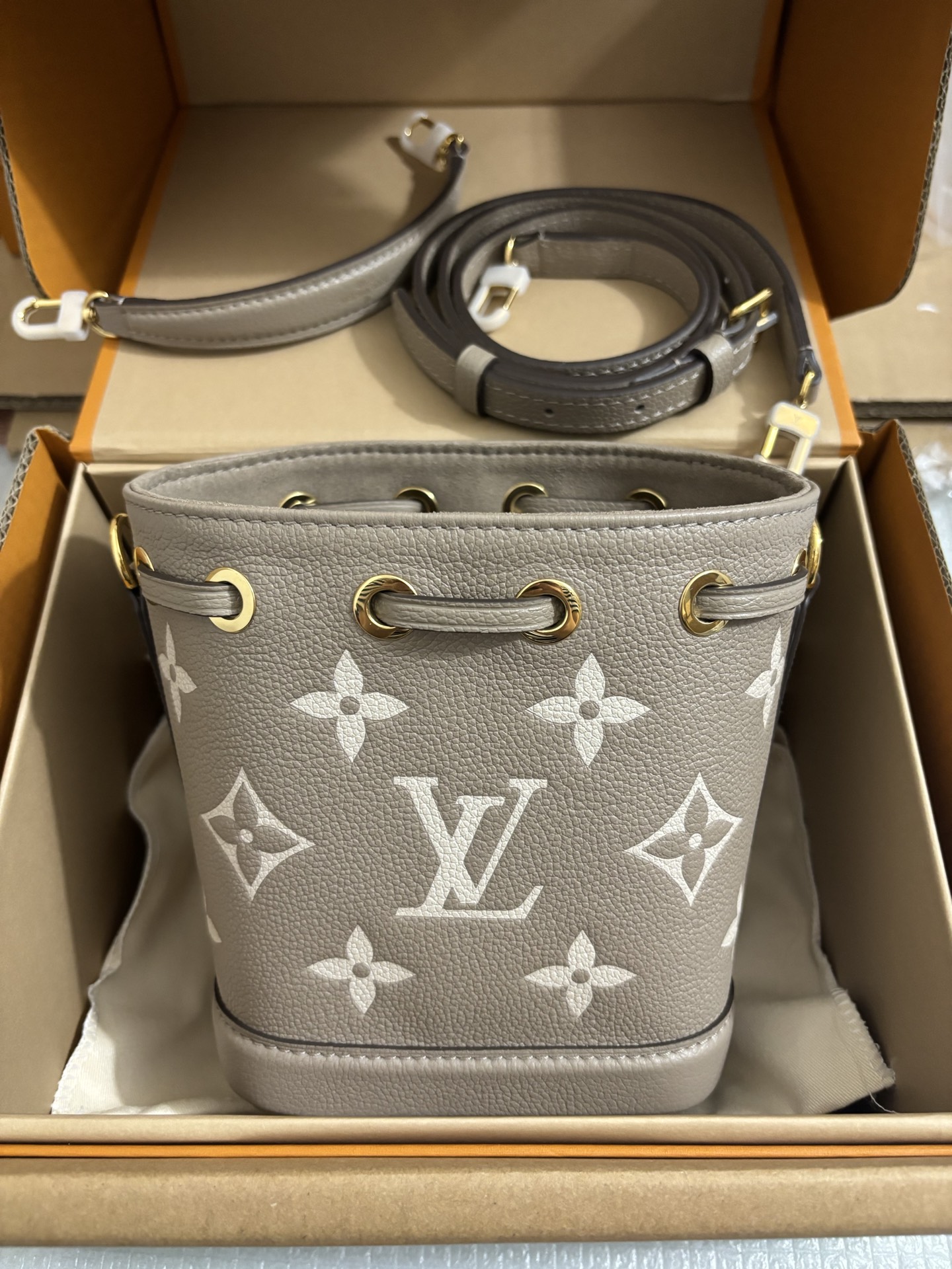 Louis Vuitton NANO NOÉ Handbag