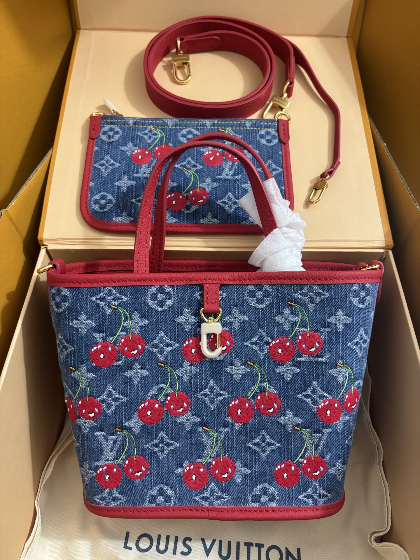 LV x TM NEVERFULL INSIDE OUT BB handbag