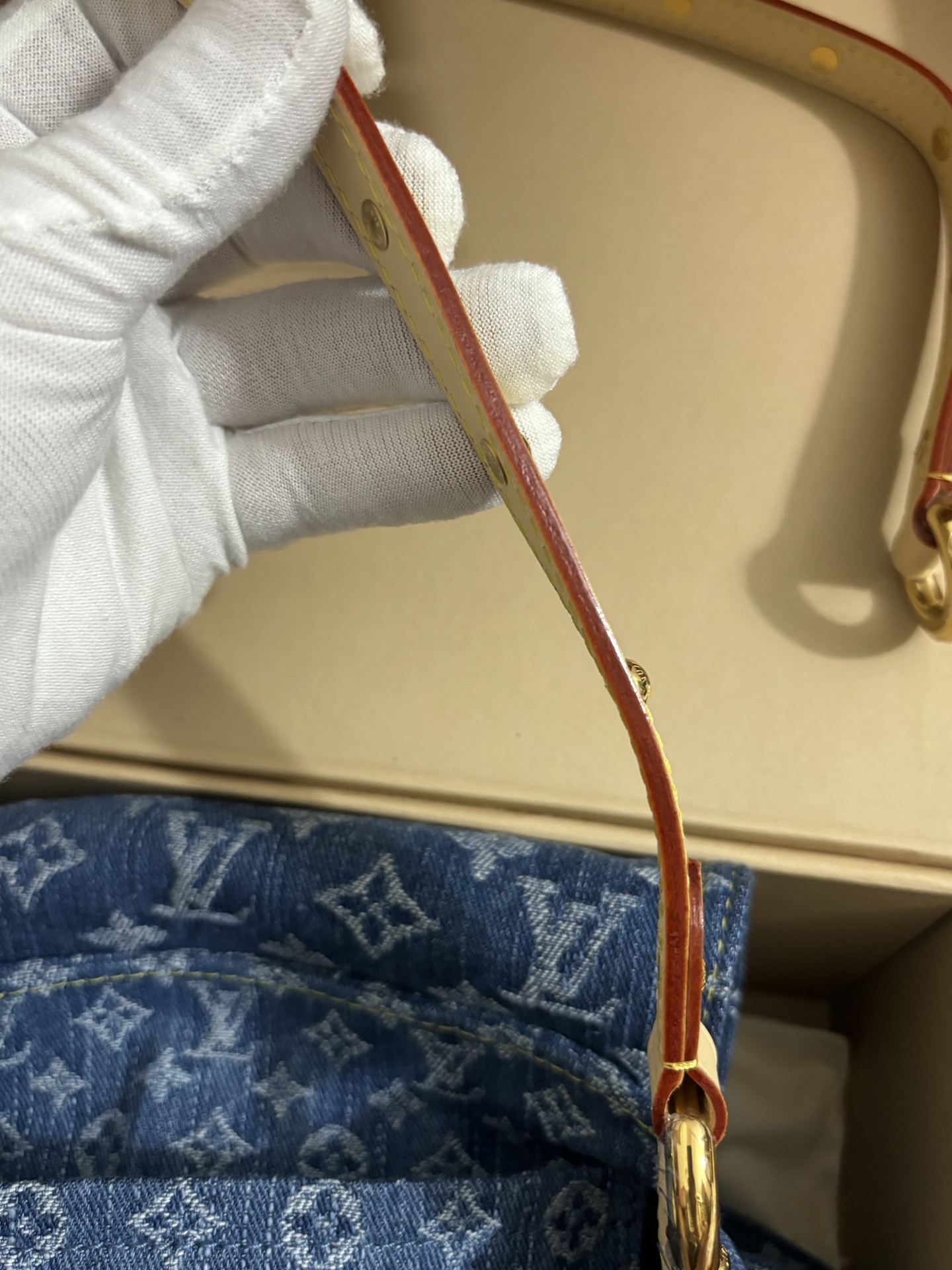 Louis Vuitton SUNSET Handbag