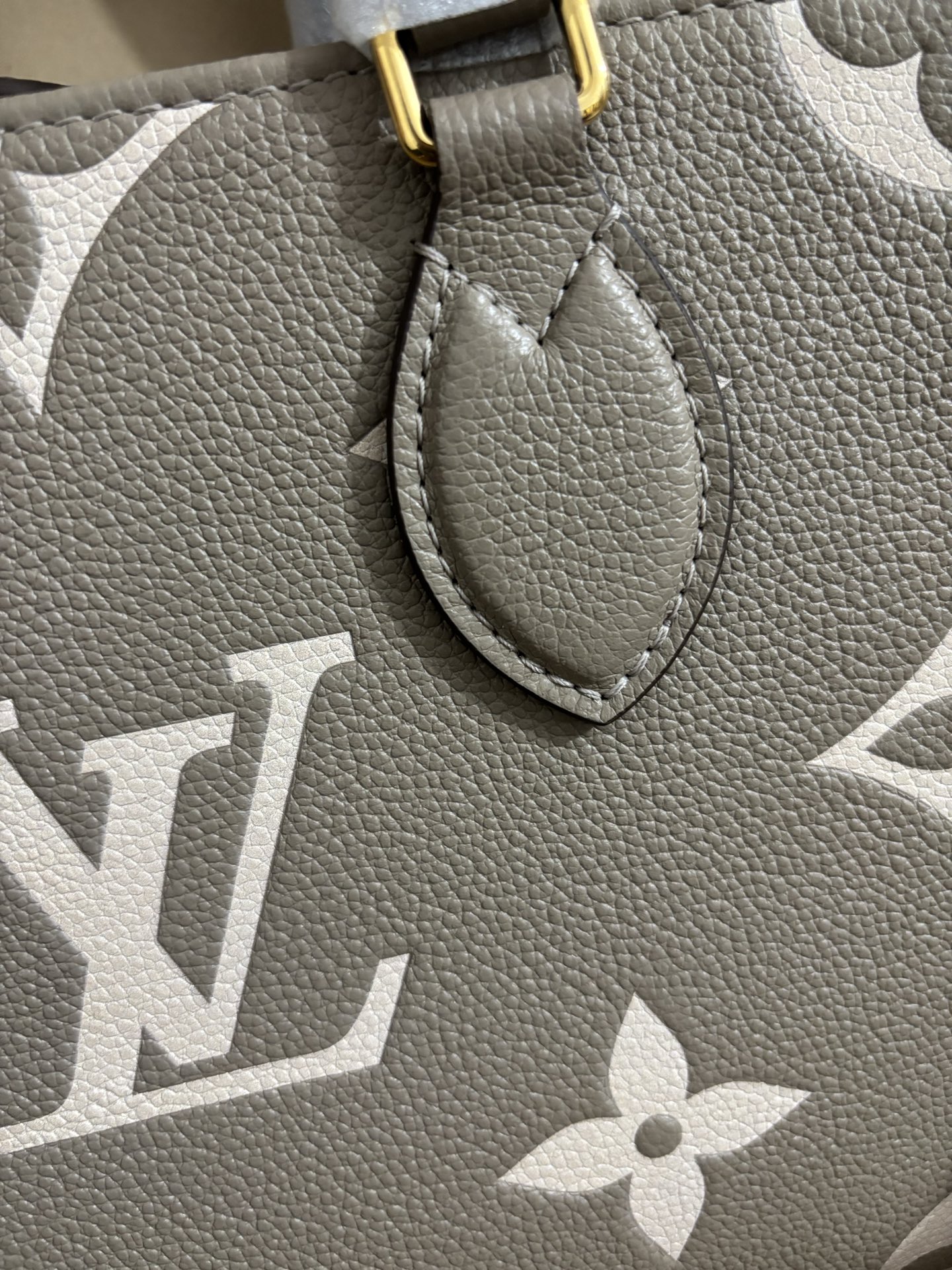 Louis Vuitton OnTheGo Tote Bag