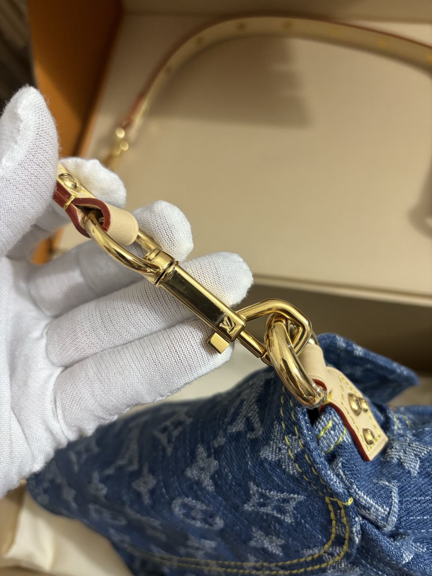 Louis Vuitton SUNSET Handbag