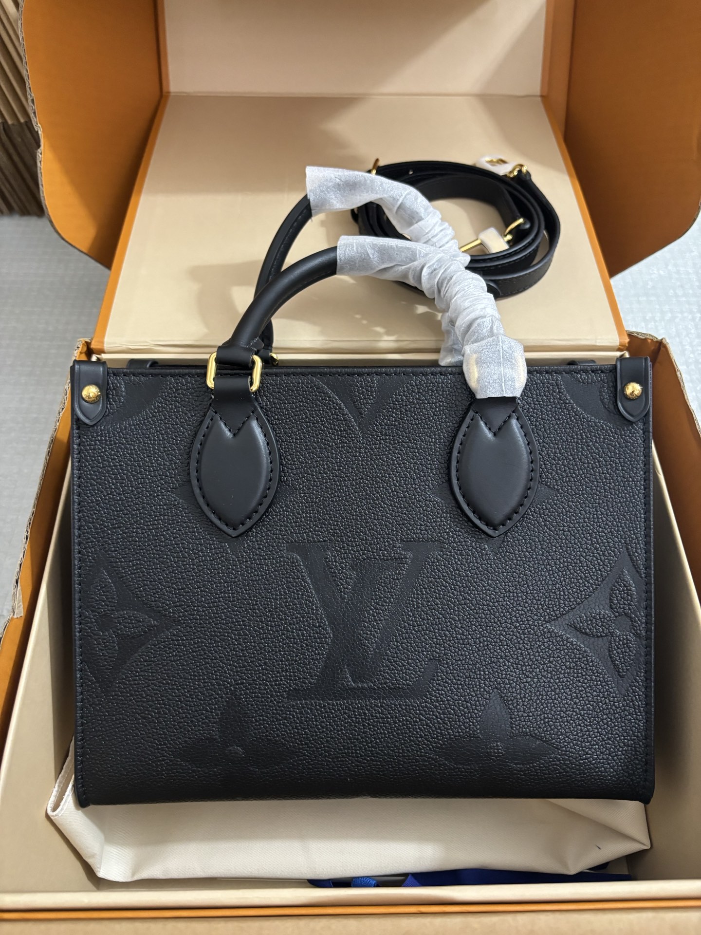 Louis Vuitton OnTheGo Tote Bag
