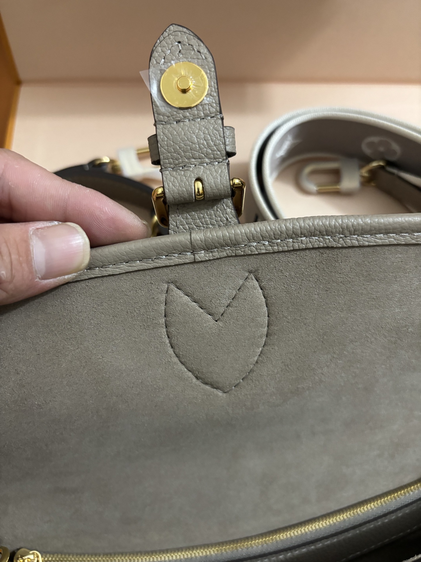 Louis Vuitton Baguette bag