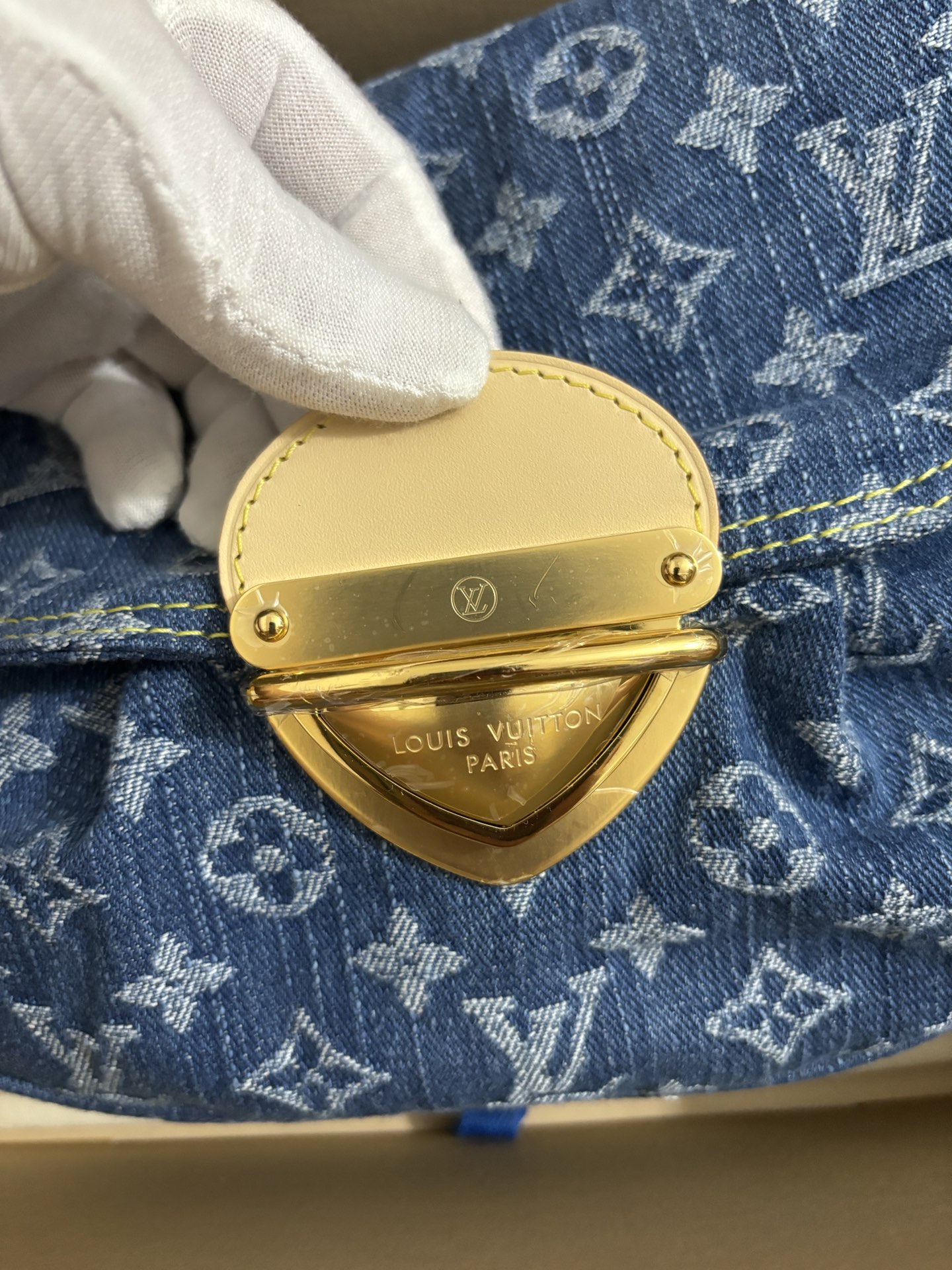 Louis Vuitton SUNSET Handbag
