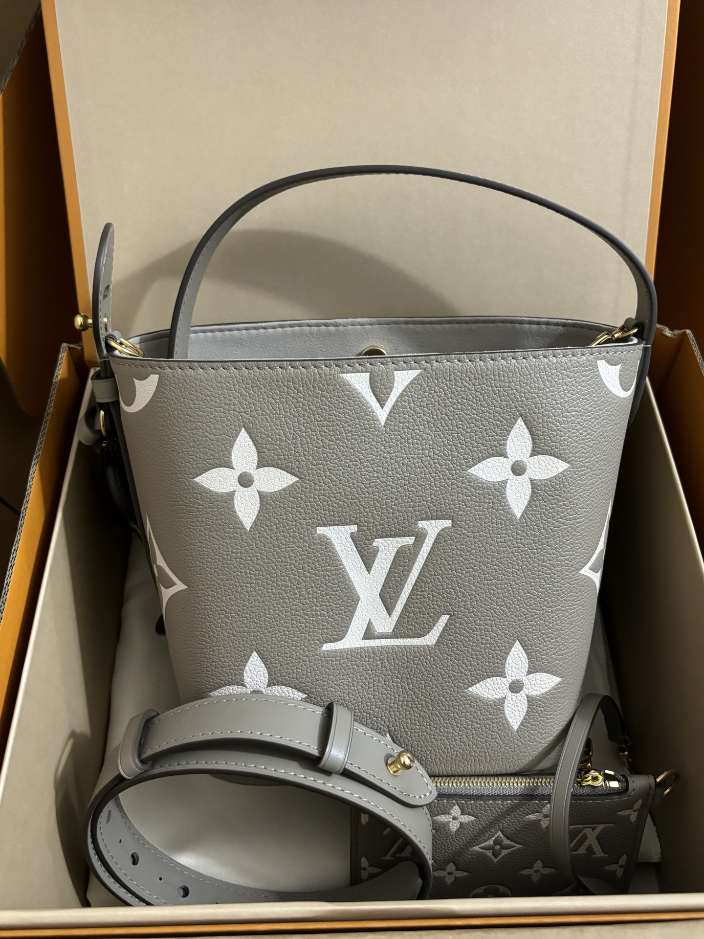Louis Vuitton All In BB handbag