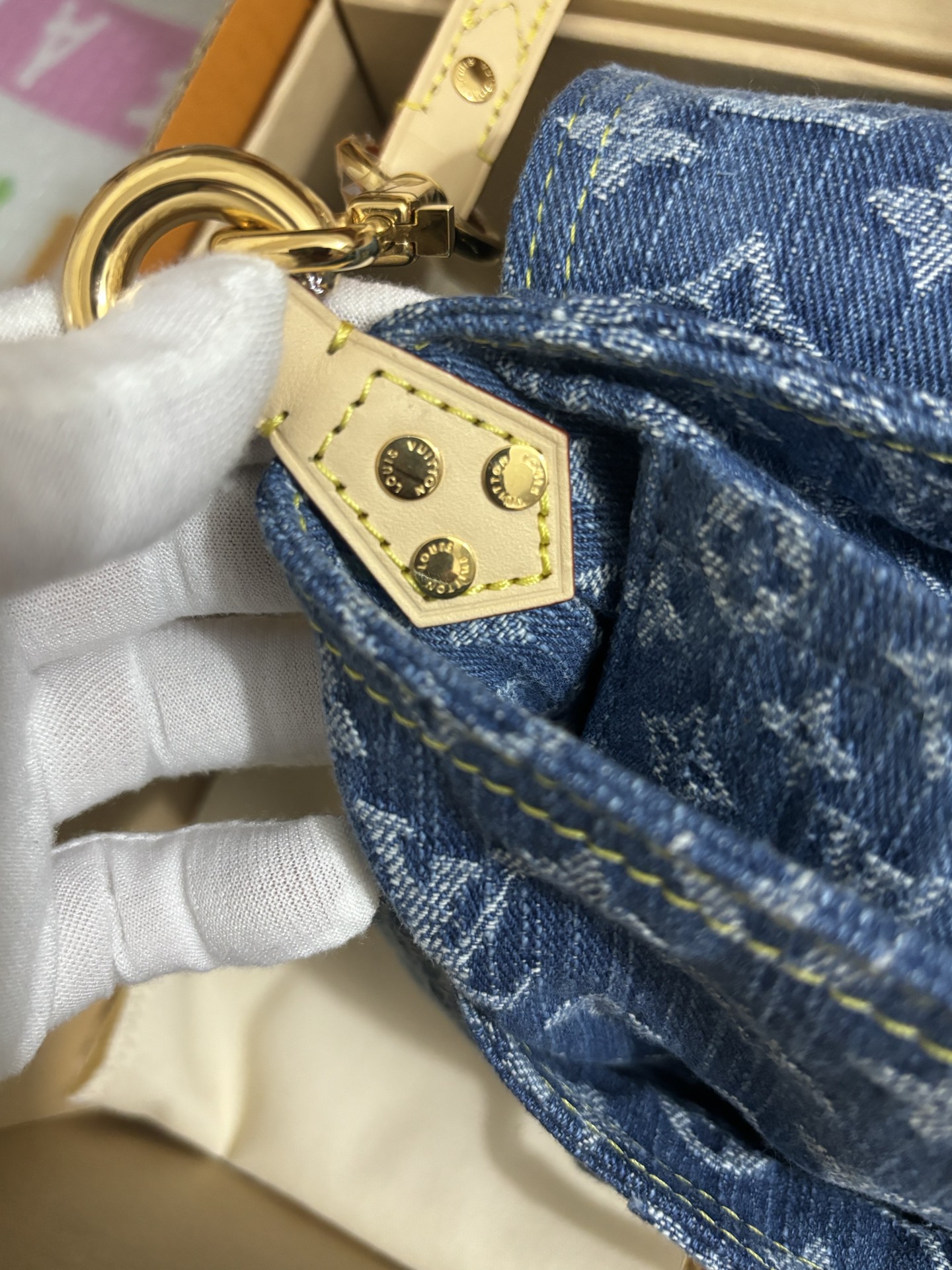 Louis Vuitton SUNSET Handbag