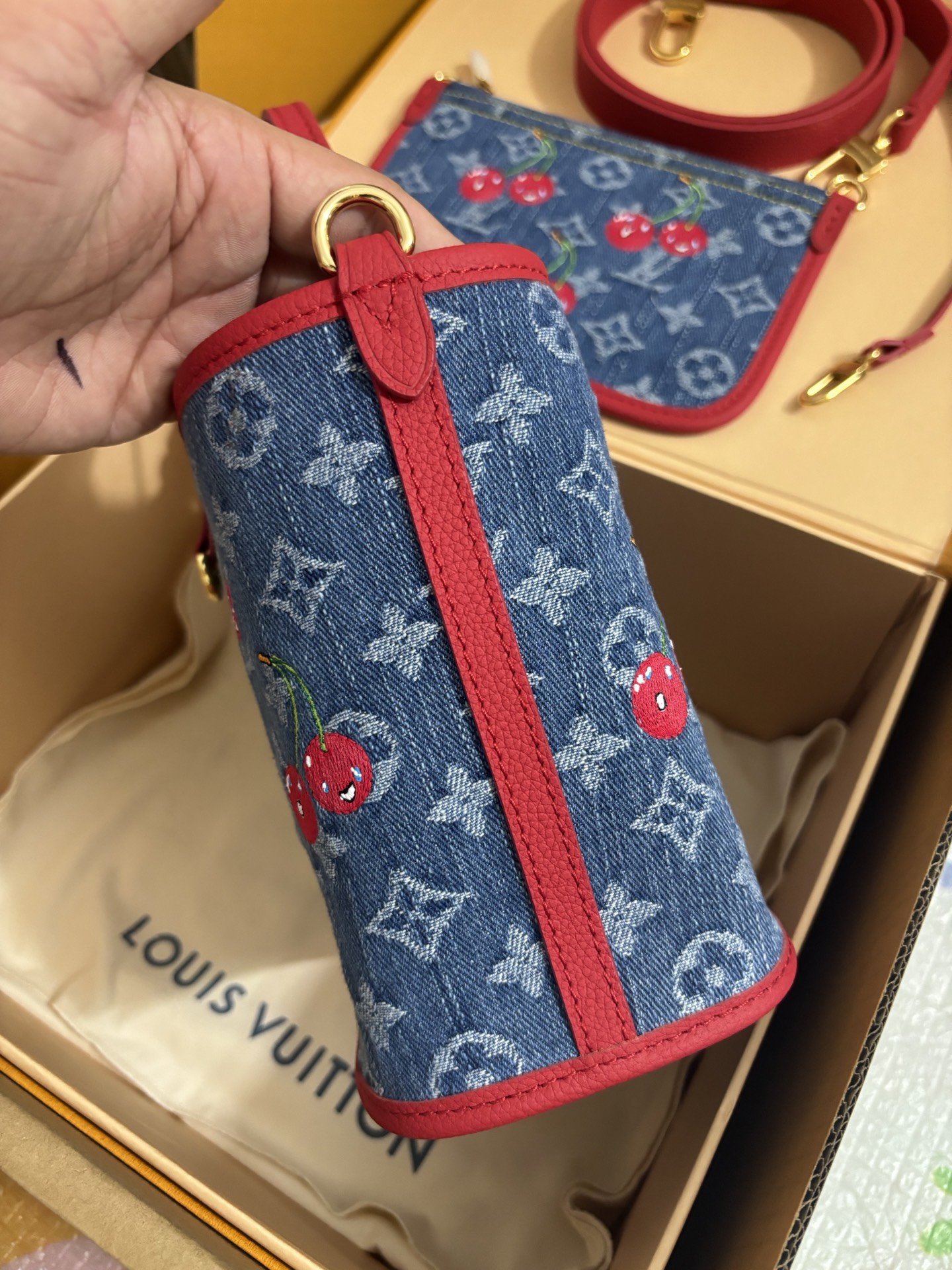 LV x TM NEVERFULL INSIDE OUT BB handbag
